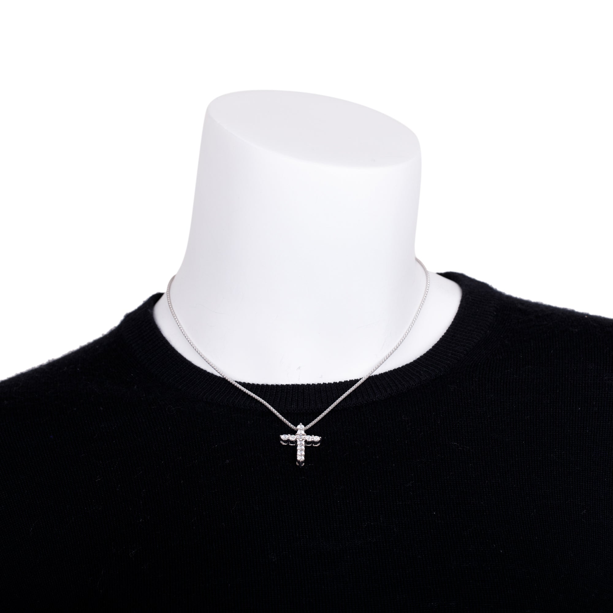 14-18k White Gold & Diamond Cross Pendant Necklace
