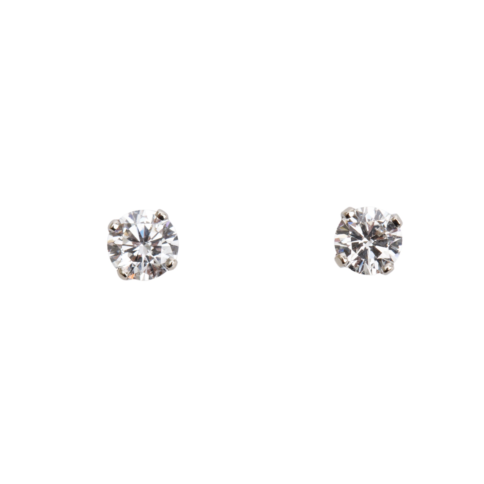 14k White Gold 0.60 tcw. Diamond Stud Earrings