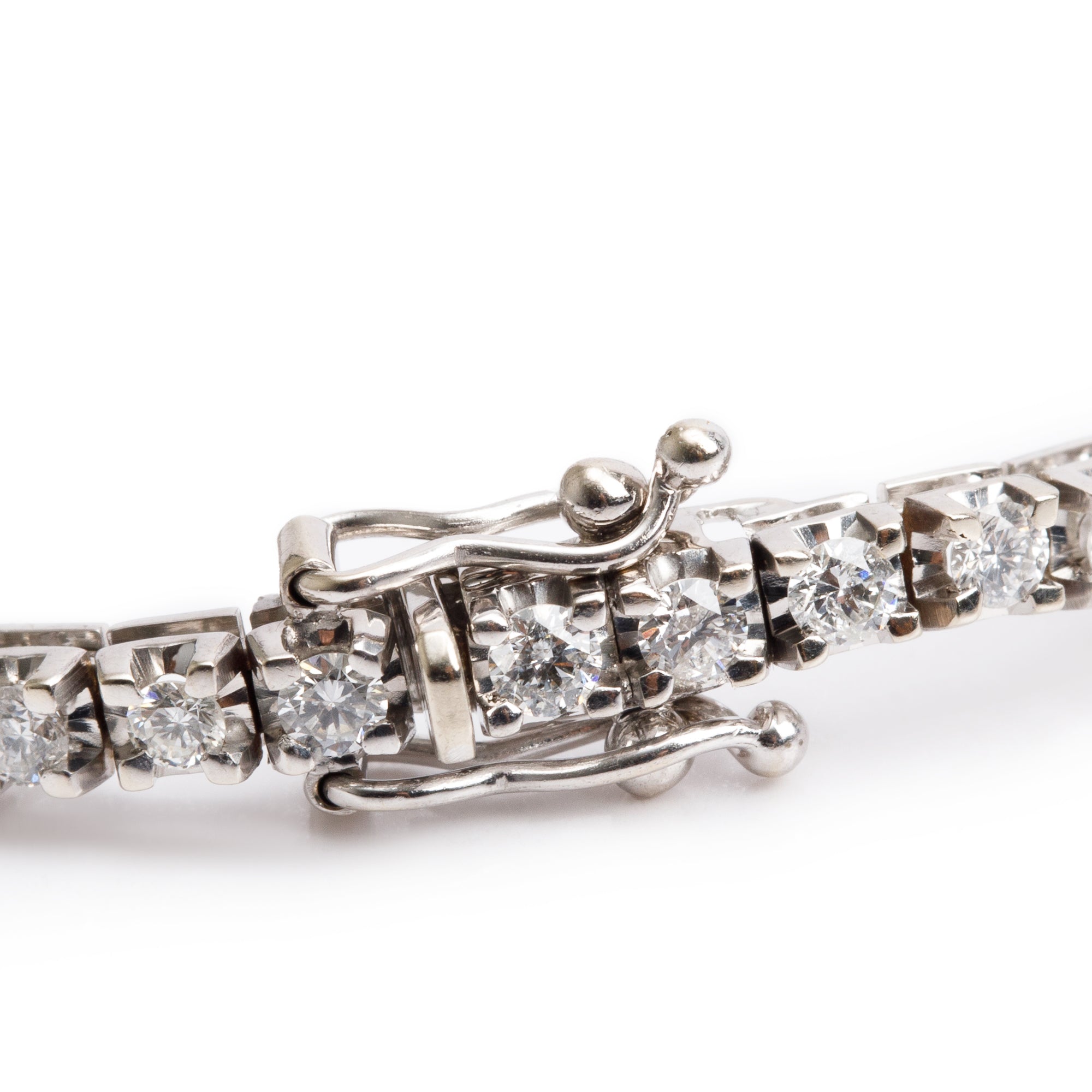 14k White Gold 2.80 tcw. Diamond Tennis Bracelet