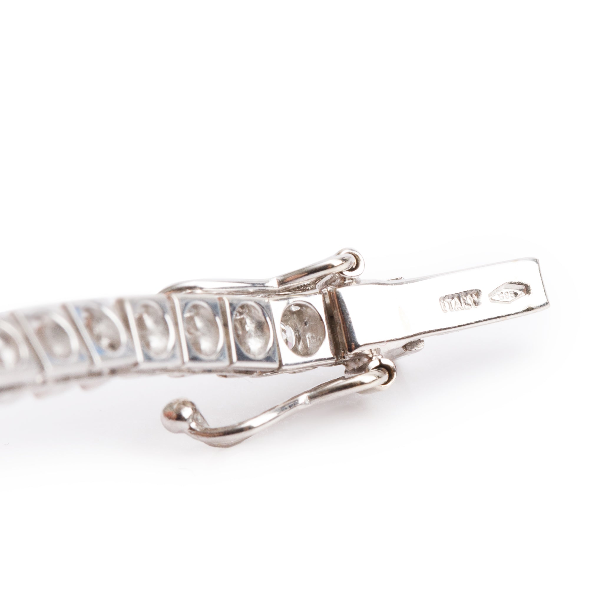 14k White Gold 2.80 tcw. Diamond Tennis Bracelet