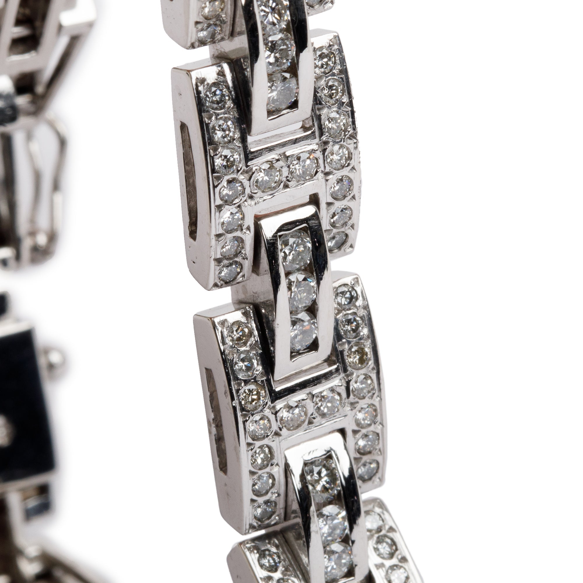 14k White Gold 5.50 tcw. Diamond 'H' Link Bracelet