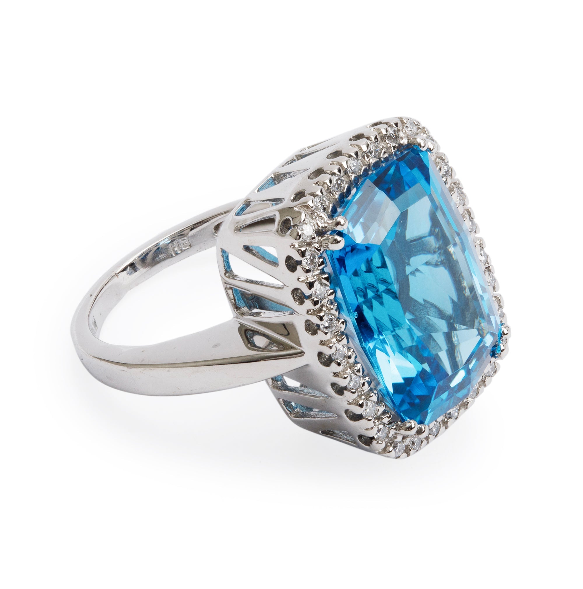14k White Gold Blue Topaz & Diamond Cocktail Ring, Size 5