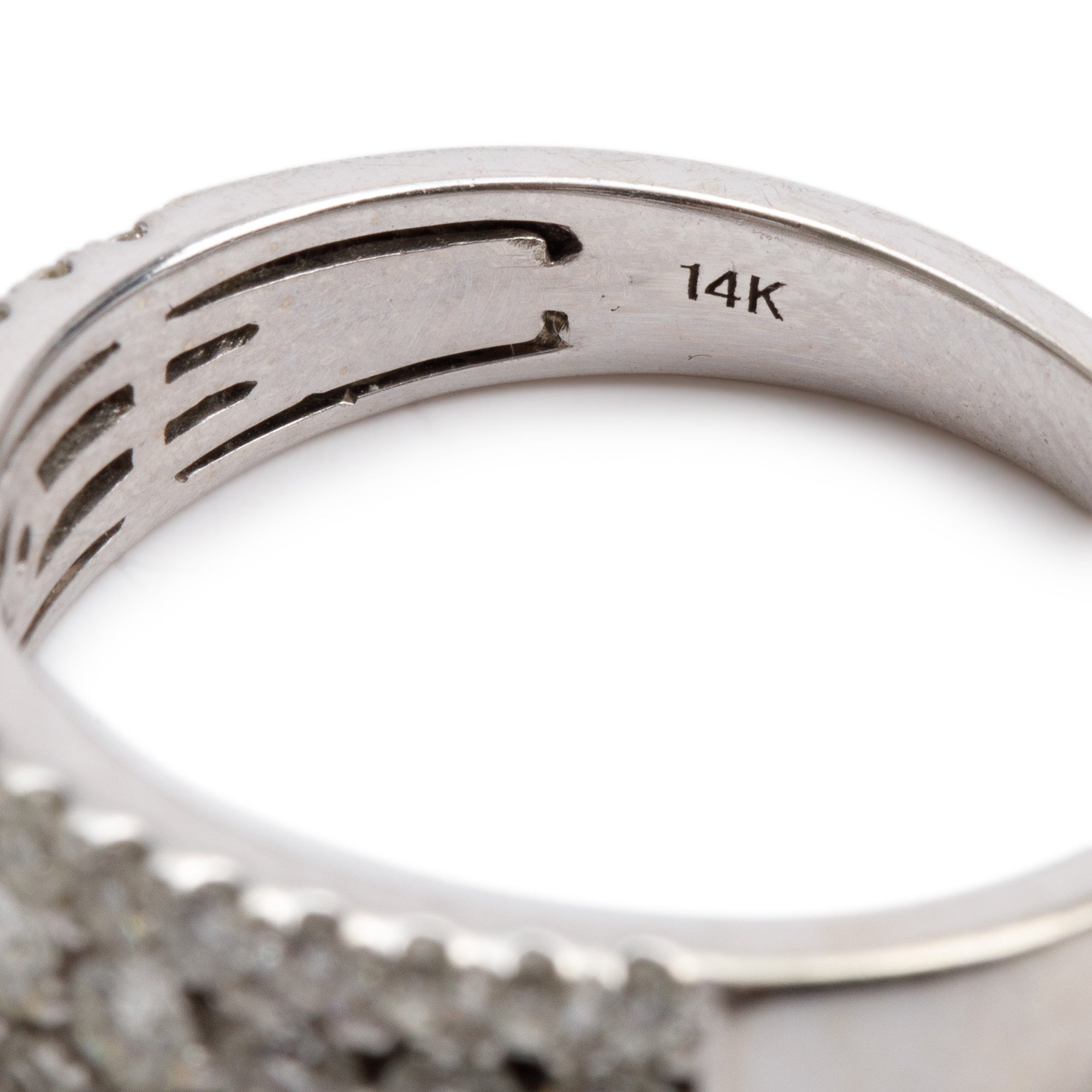 14k White Gold Diamond Band Ring, Size 8.5