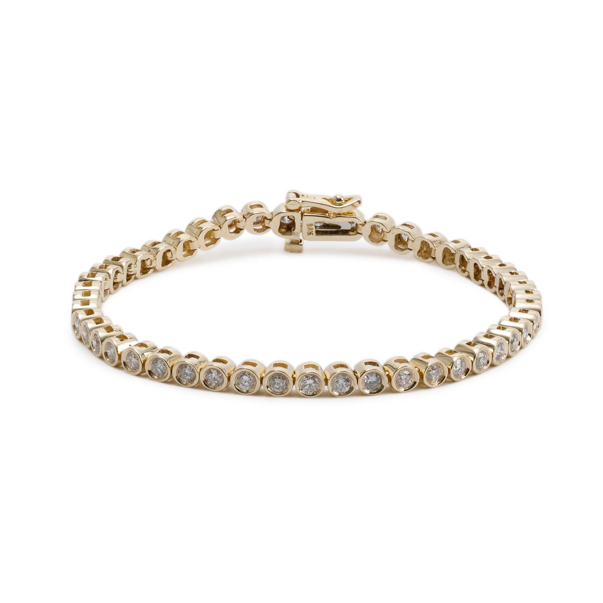 14k Yellow Gold 2.61 tcw. Diamond Tennis Bracelet