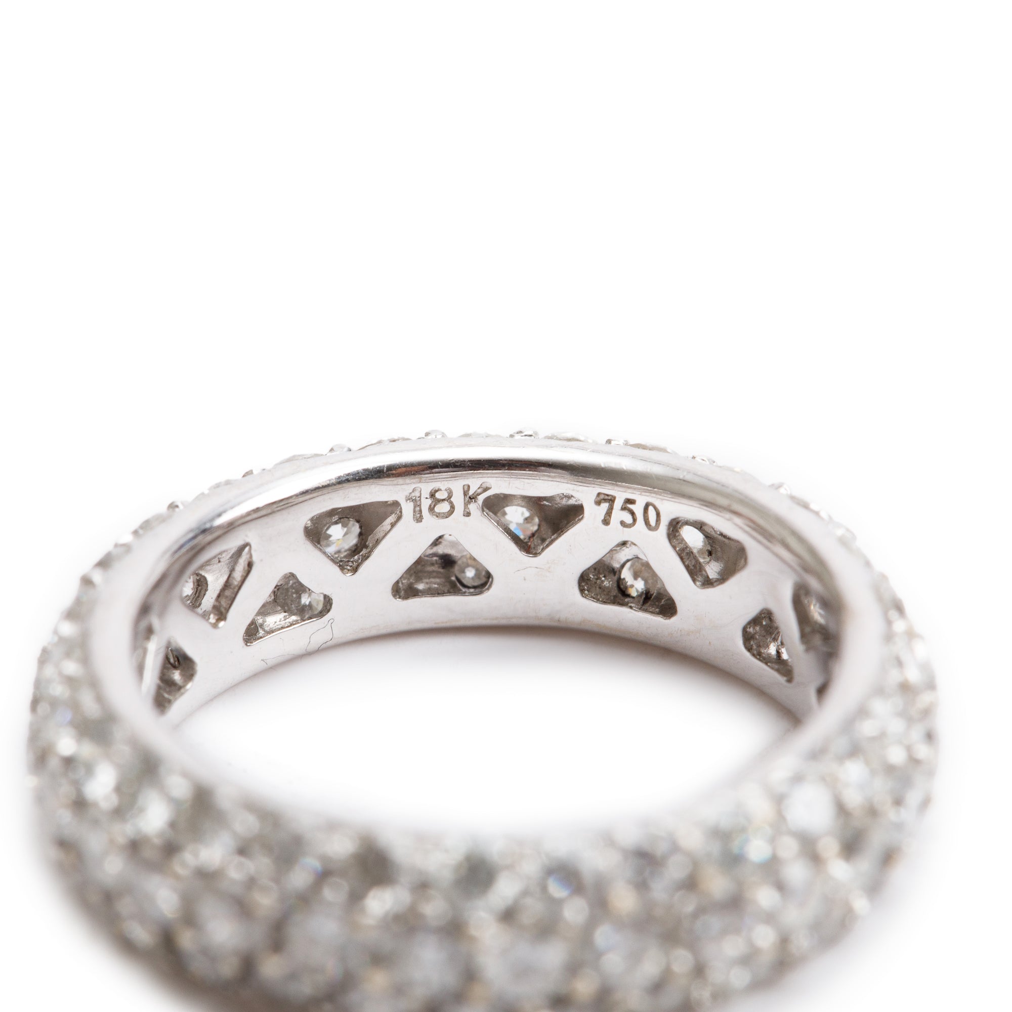 18k White Gold 2.24 tcw. Pave Diamond Band Ring, Size 4