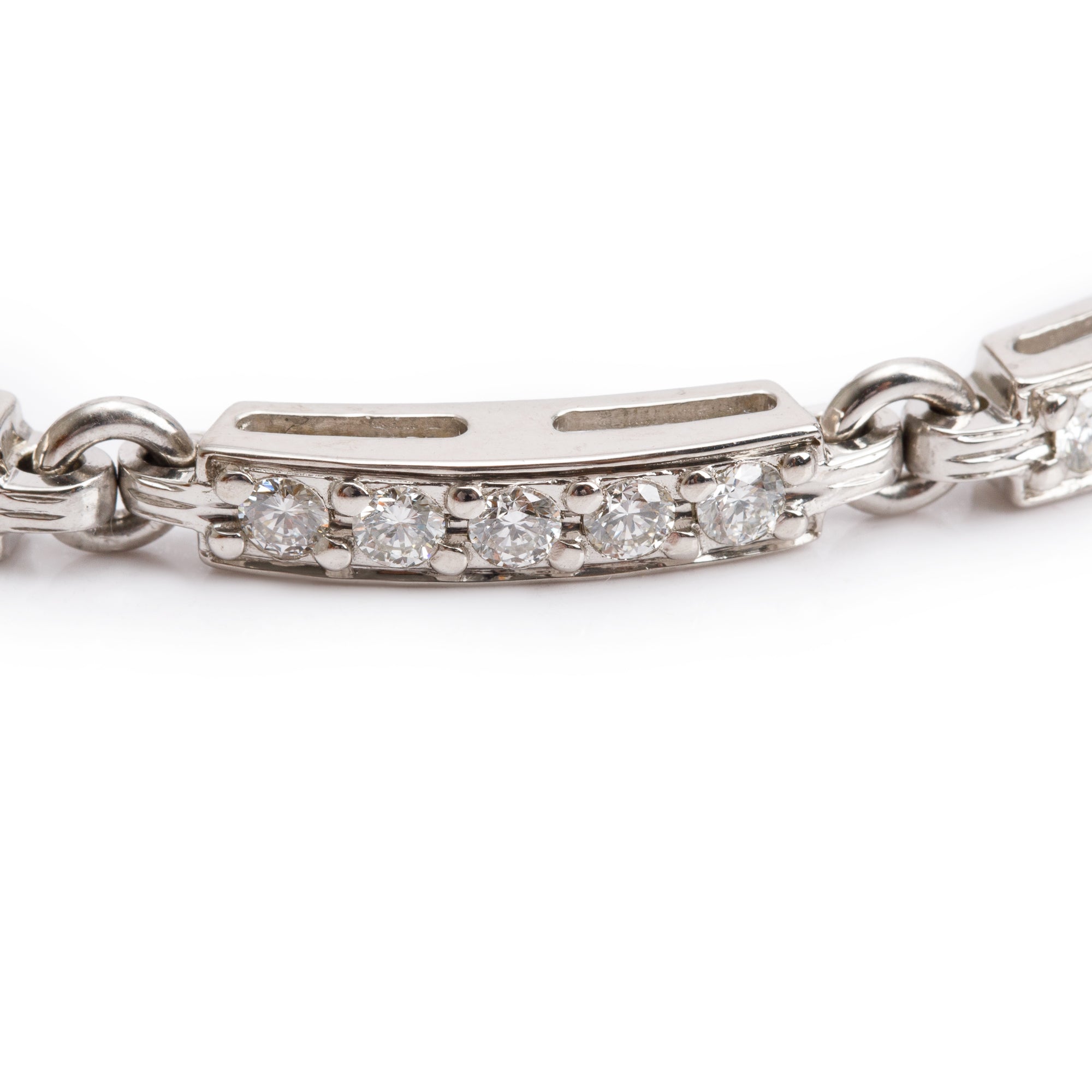 18k White Gold 2.31 tcw. Diamond Bracelet