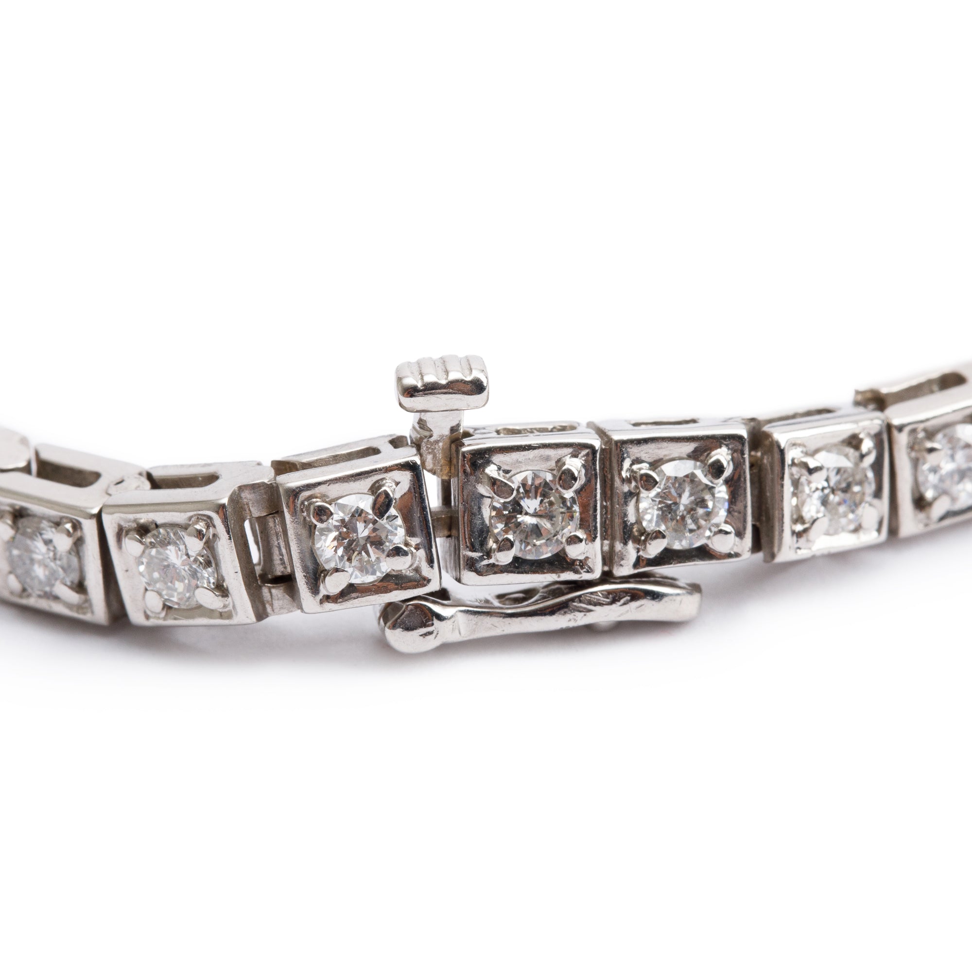 18k White Gold 3.19 tcw. Diamond Tennis Bracelet