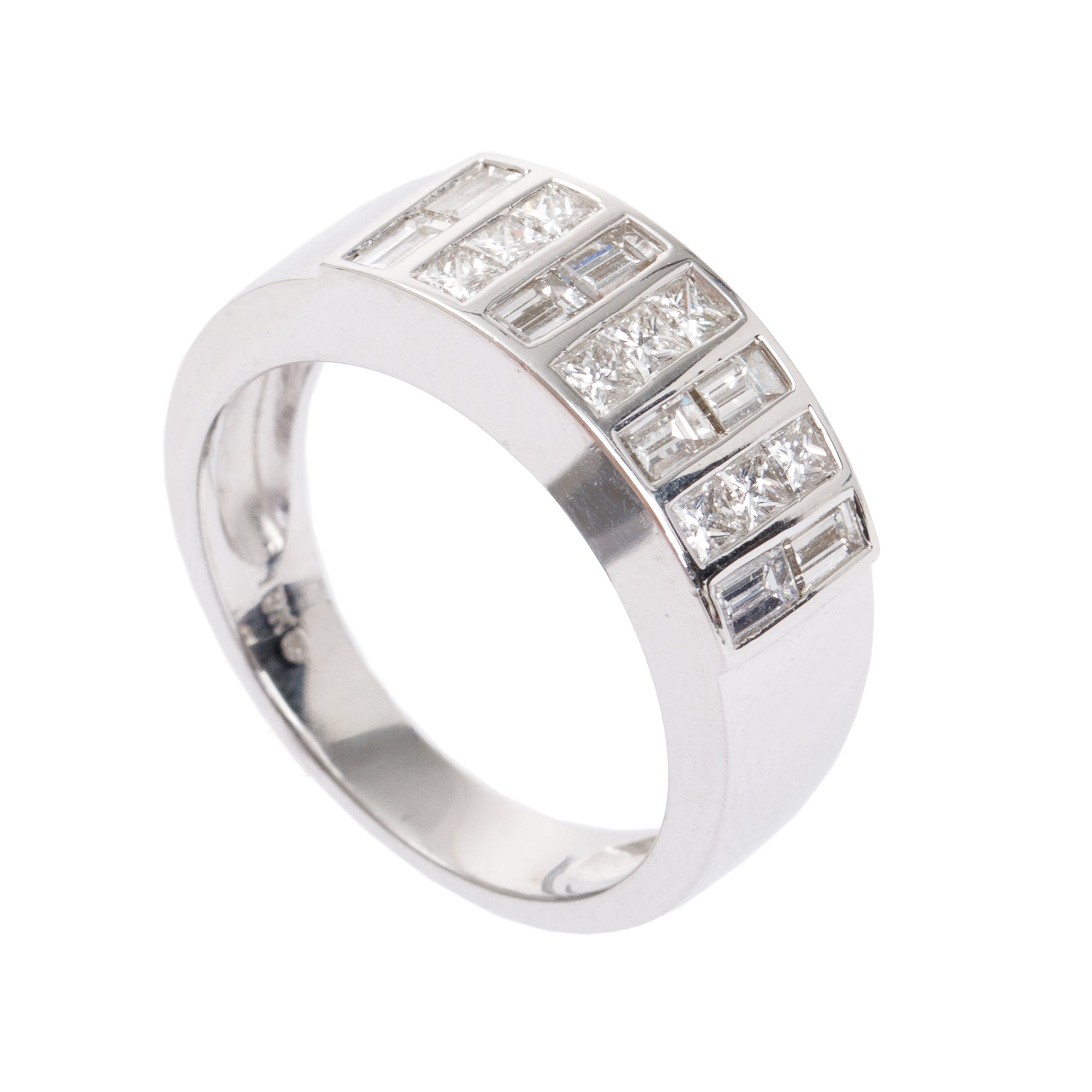 18k White Gold Baguette & Round Brilliant Cut 1.00 tcw. Diamond Ring, Size 6.5