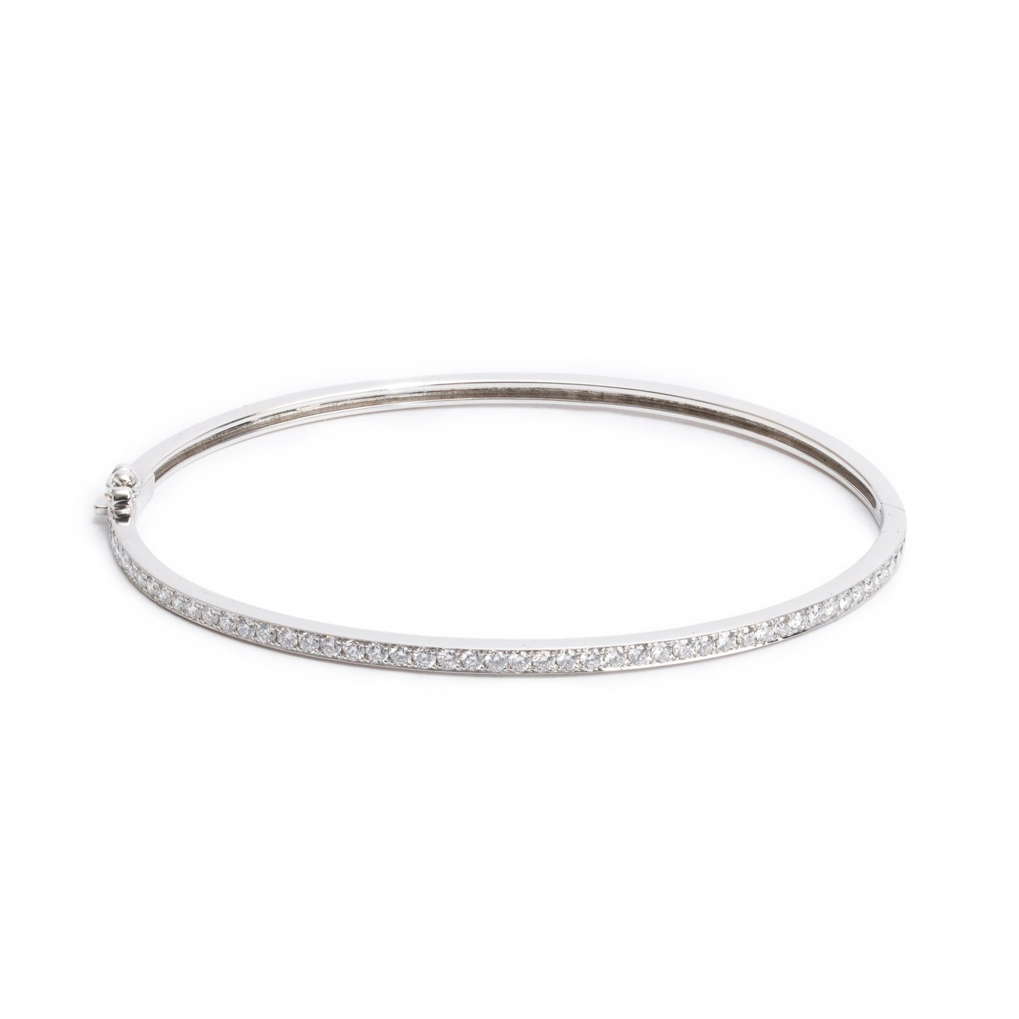18k White Gold Diamond Bangle Bracelet