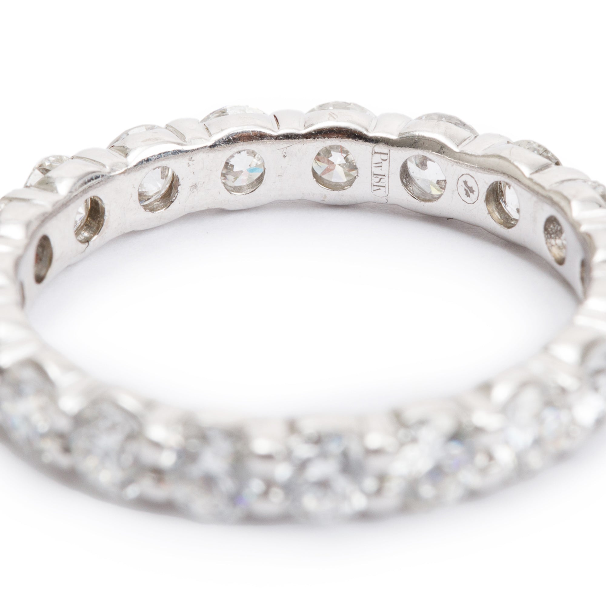 18k White Gold Diamond Eternity Band Ring, Size 6