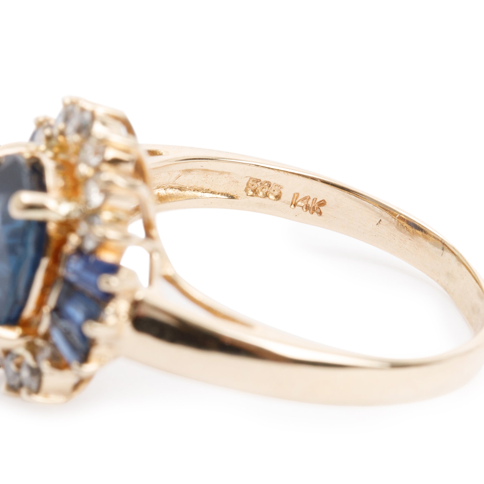 18k Yellow Gold Blue Sapphire and Diamond Cocktail Ring, Size 7.5