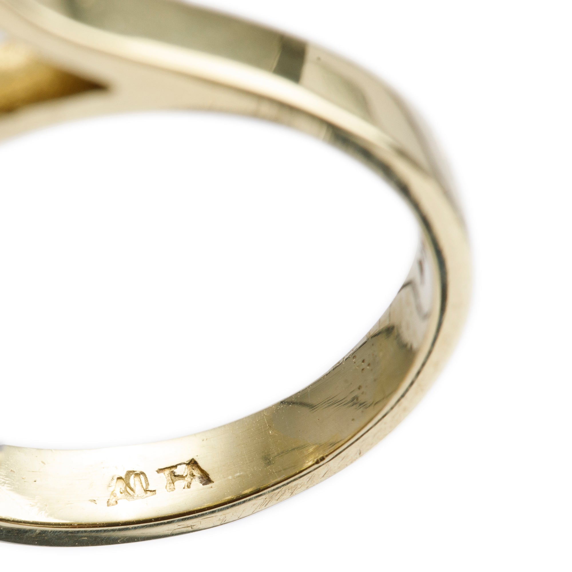 18k Yellow Gold Emerald & Diamond Cocktail Ring, Size 6