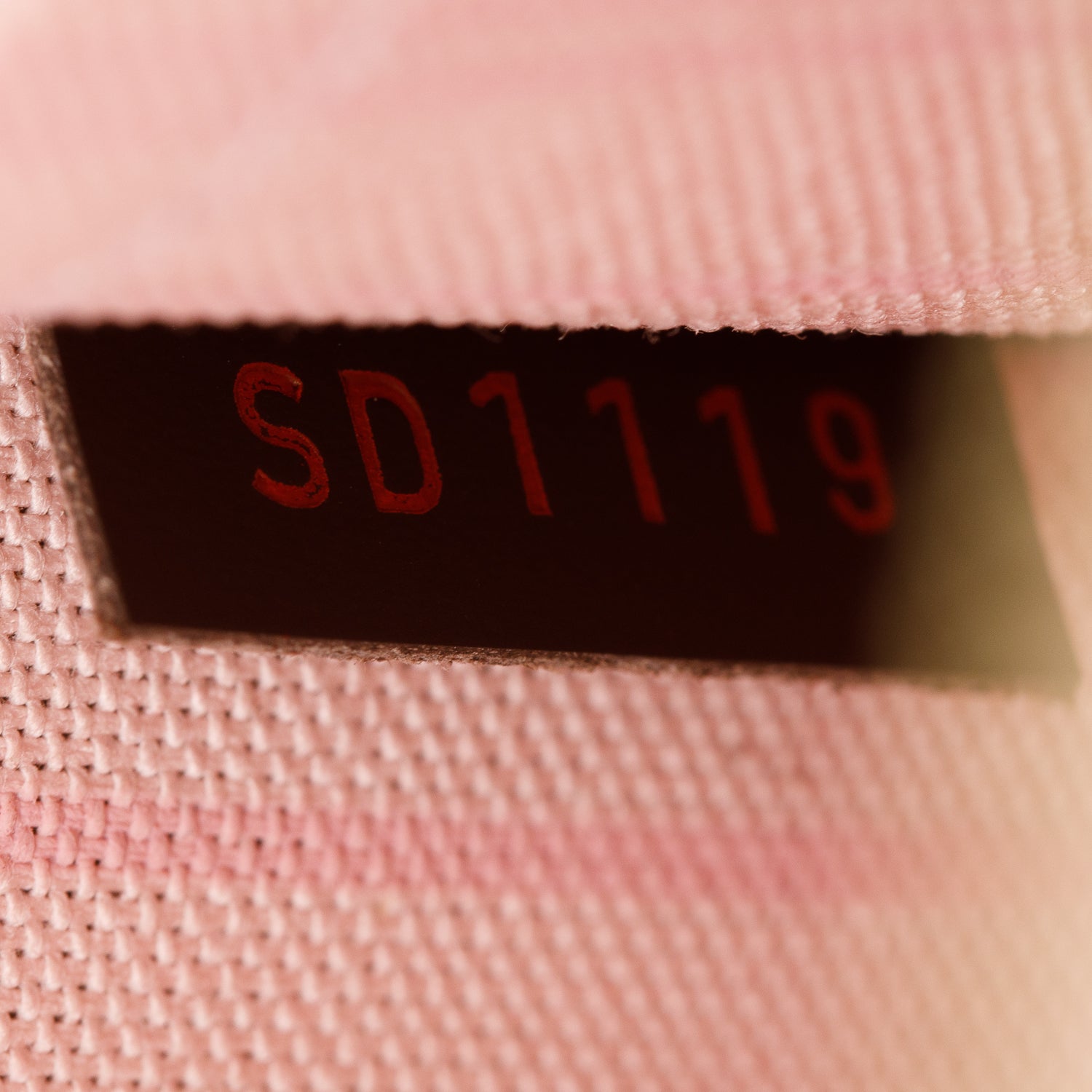 Louis Vuitton Damier Ebene Neverfull Pochette