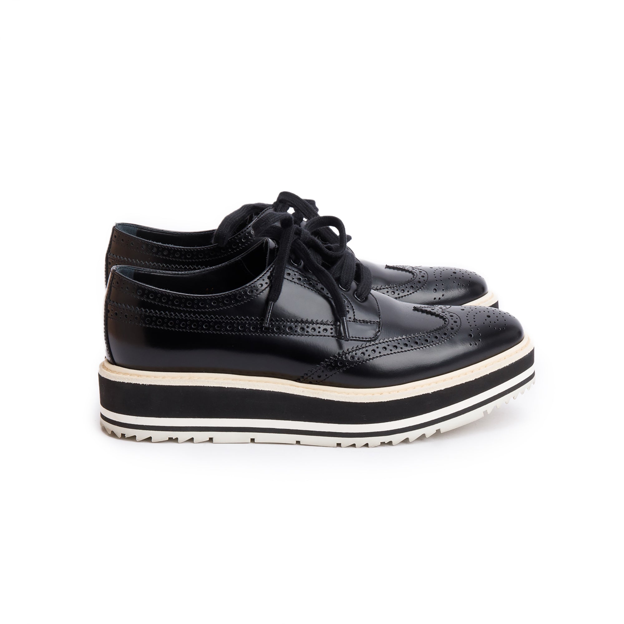 Prada Black Spazzolato Leather Eyelet Trim Laced Oxford Shoes, Size 7.5 w/ Box