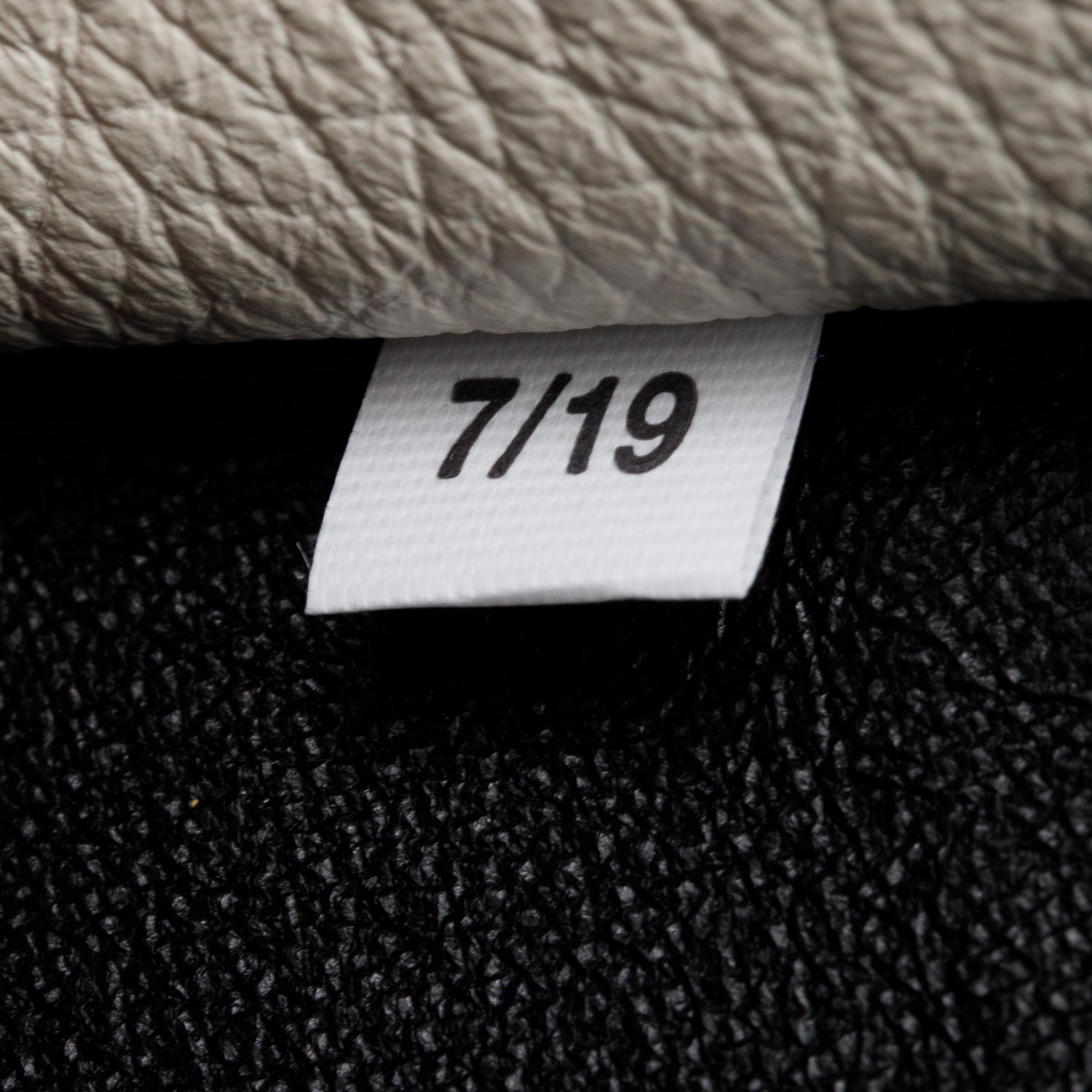 Prada White Vitello Daino Leather Medium Dynamique Tote