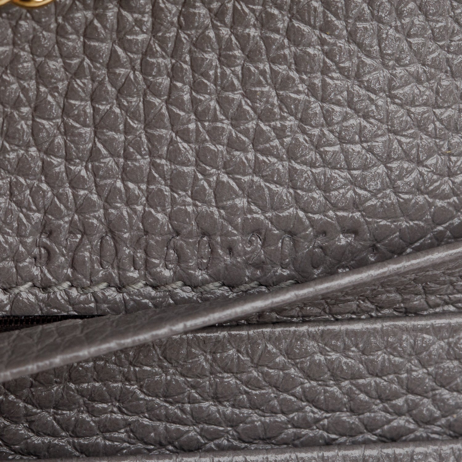 Gucci Grey Calfskin Leather Zumi Chain Card Case Wallet w/ Box