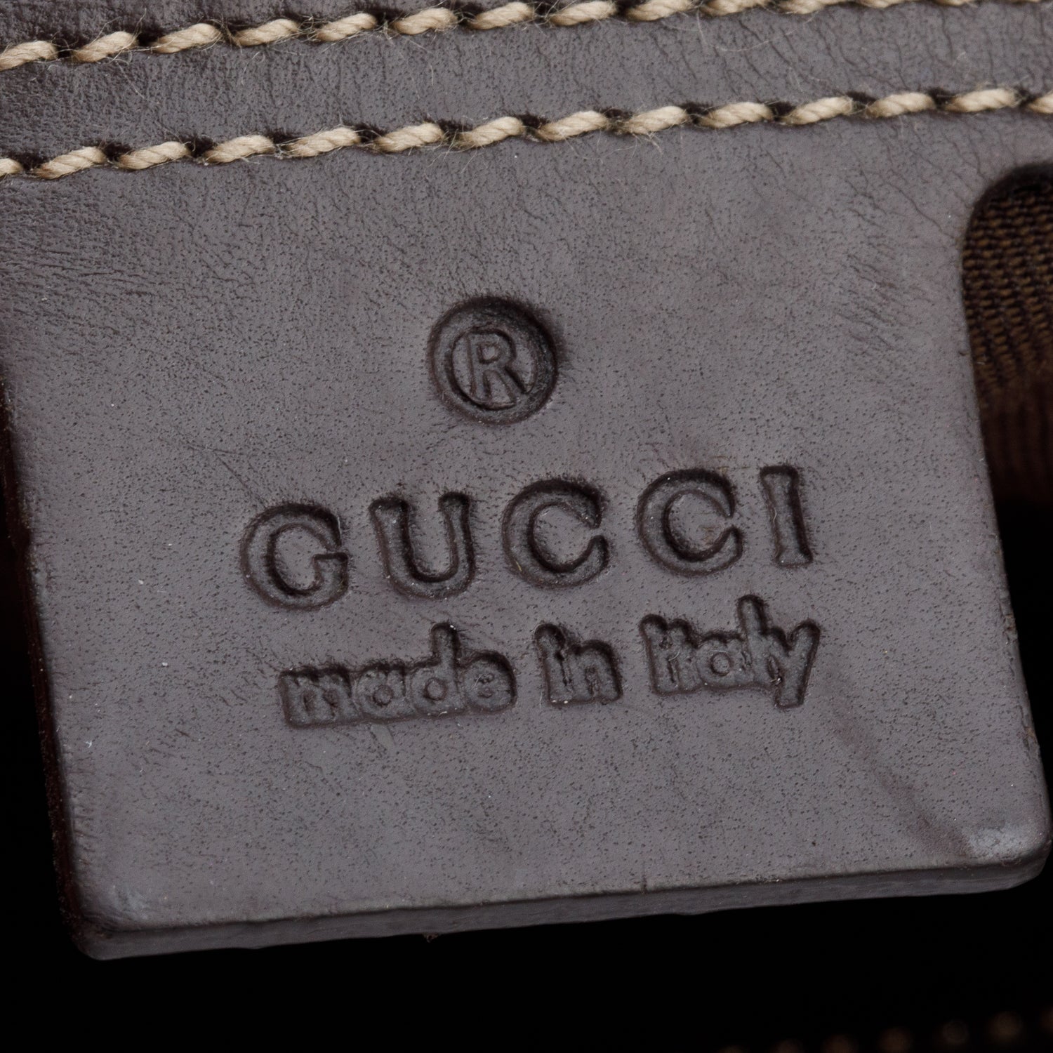 Gucci GG Supreme Small Messenger Bag