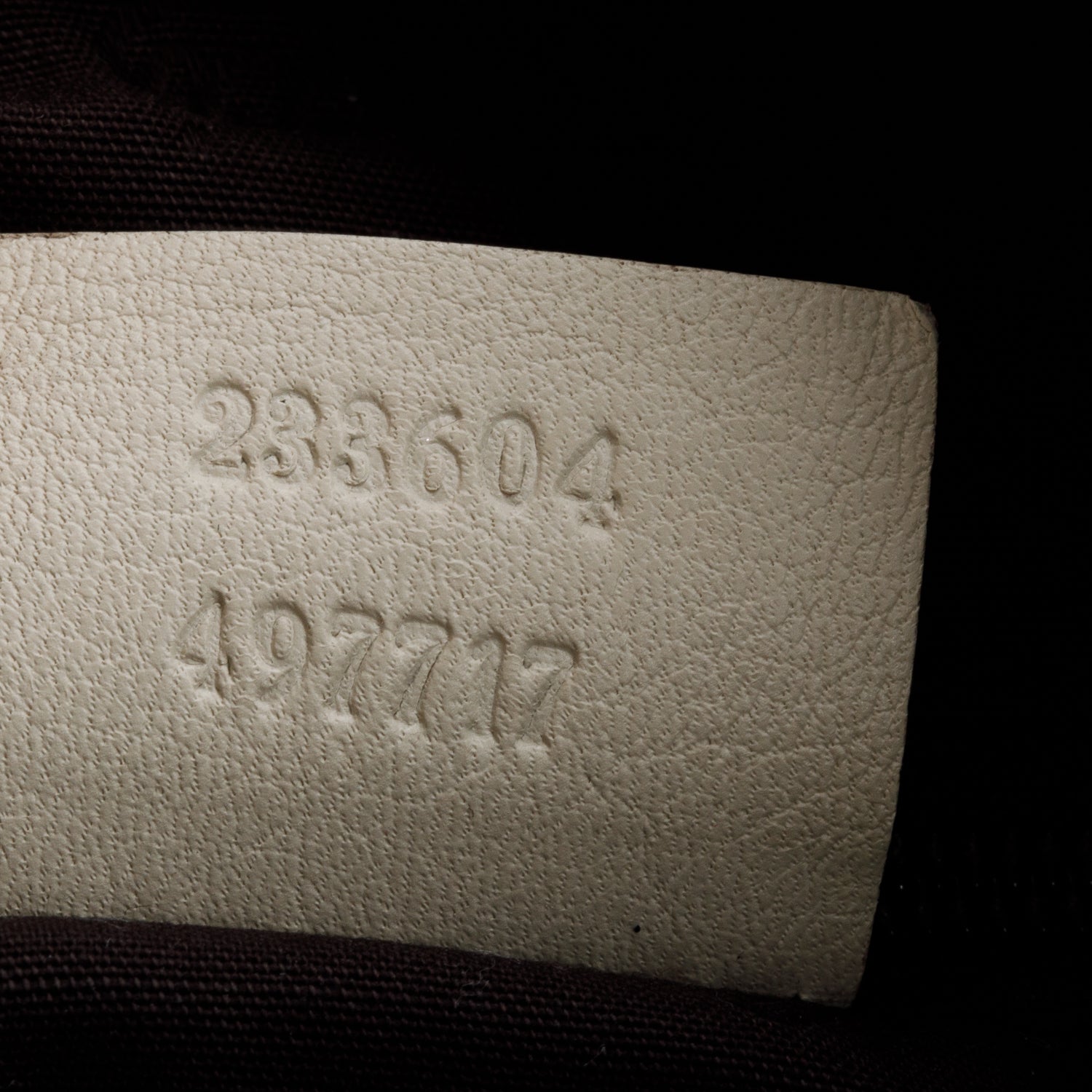 Gucci White Signature Leather Large New Ladies Hobo Bag