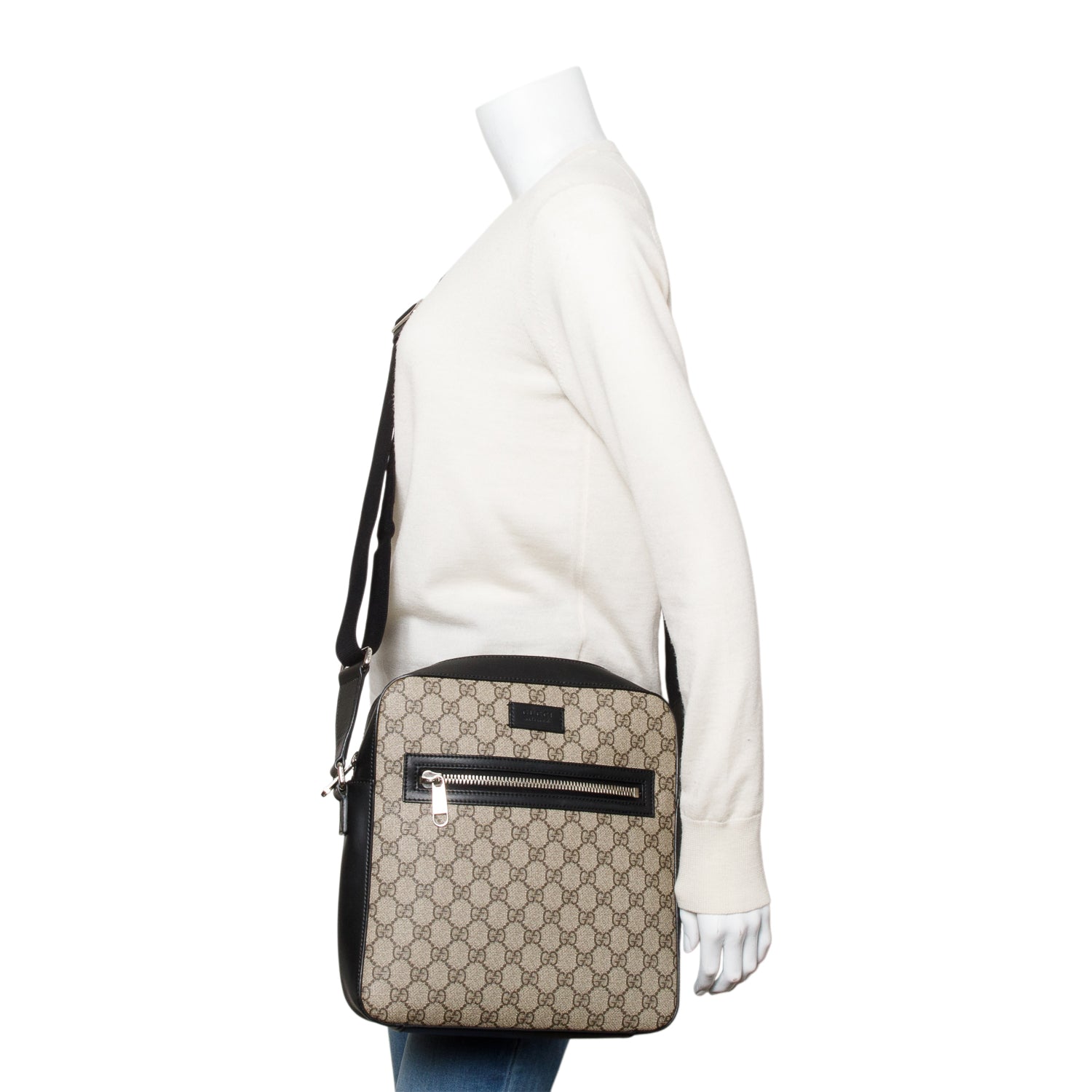 Gucci GG Supreme Messenger Bag