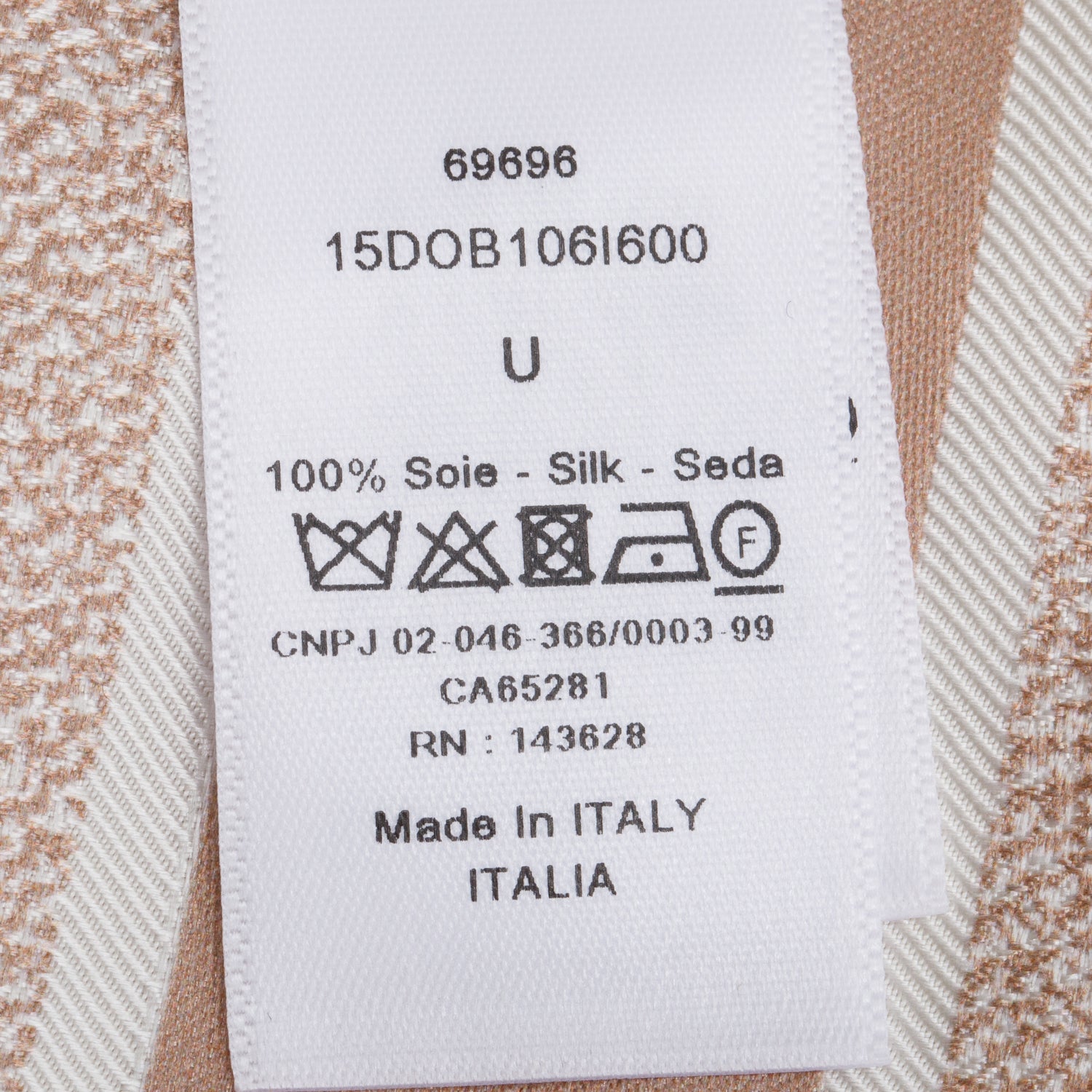 Christian Dior Beige Rose Des Vents Mitzah Silk Twilly w/ Box