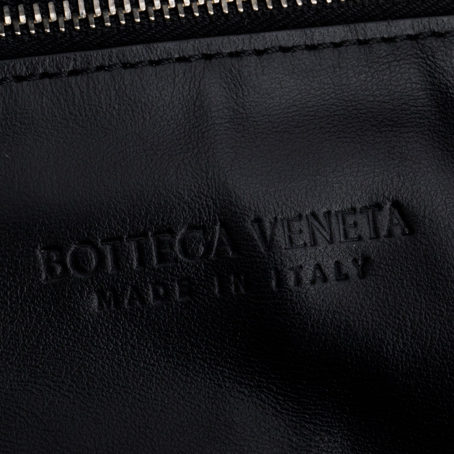 Bottega Veneta 2023 Black Intrecciato Leather Small Jodie Bag w/ Receipt & Authenticity Card