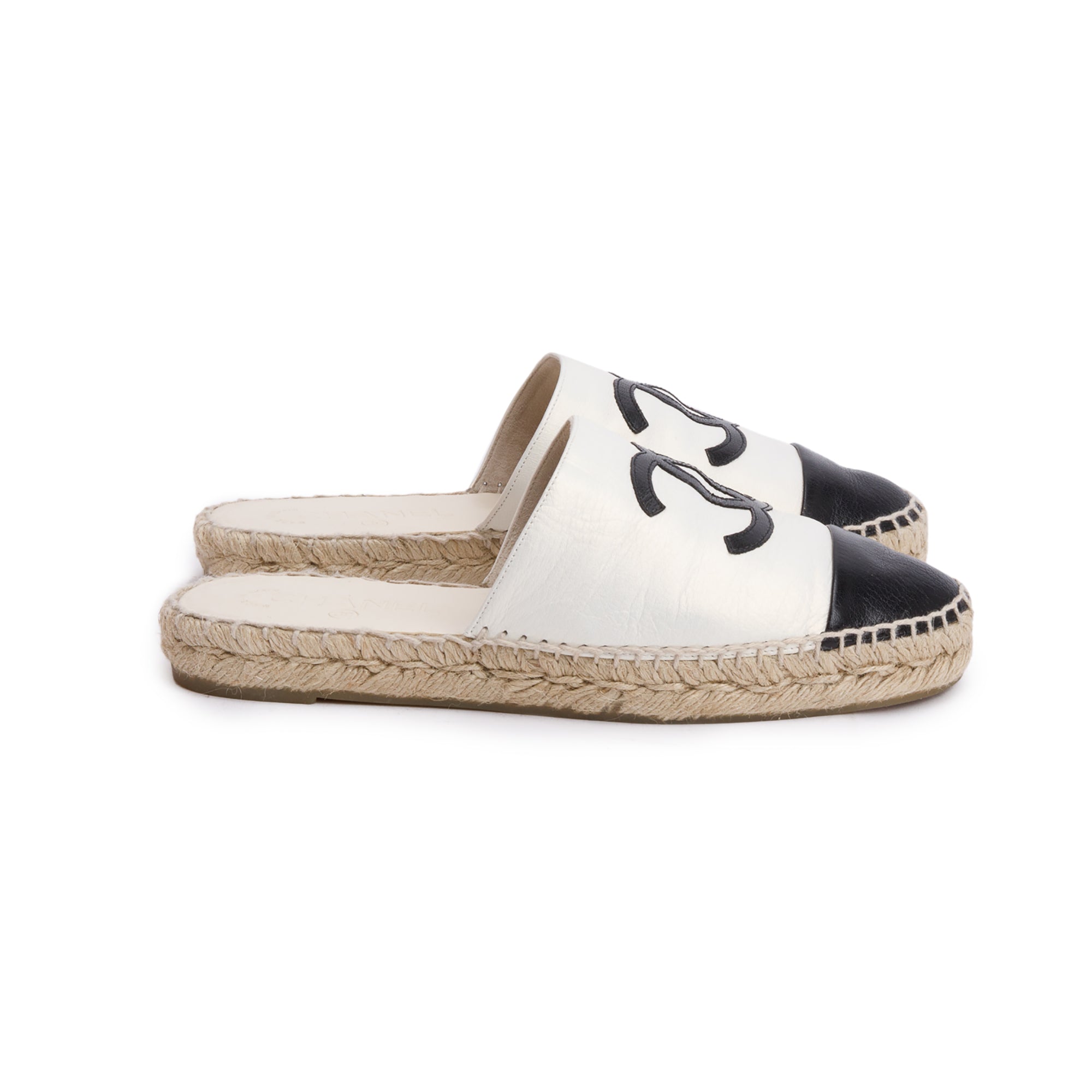 Chanel Black/ White Leather CC Logo Espadrille Mule, Size 38 w/ Box