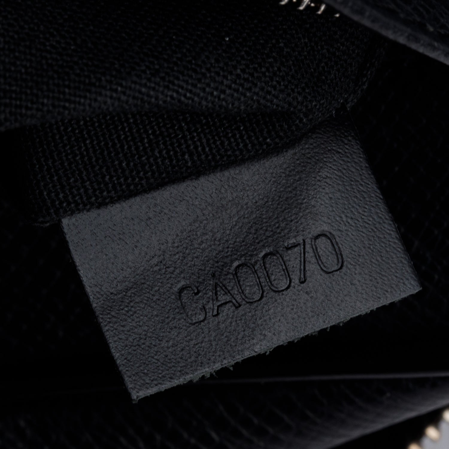 Louis Vuitton Black Taiga Leather Kaluga Wristlet Pouch