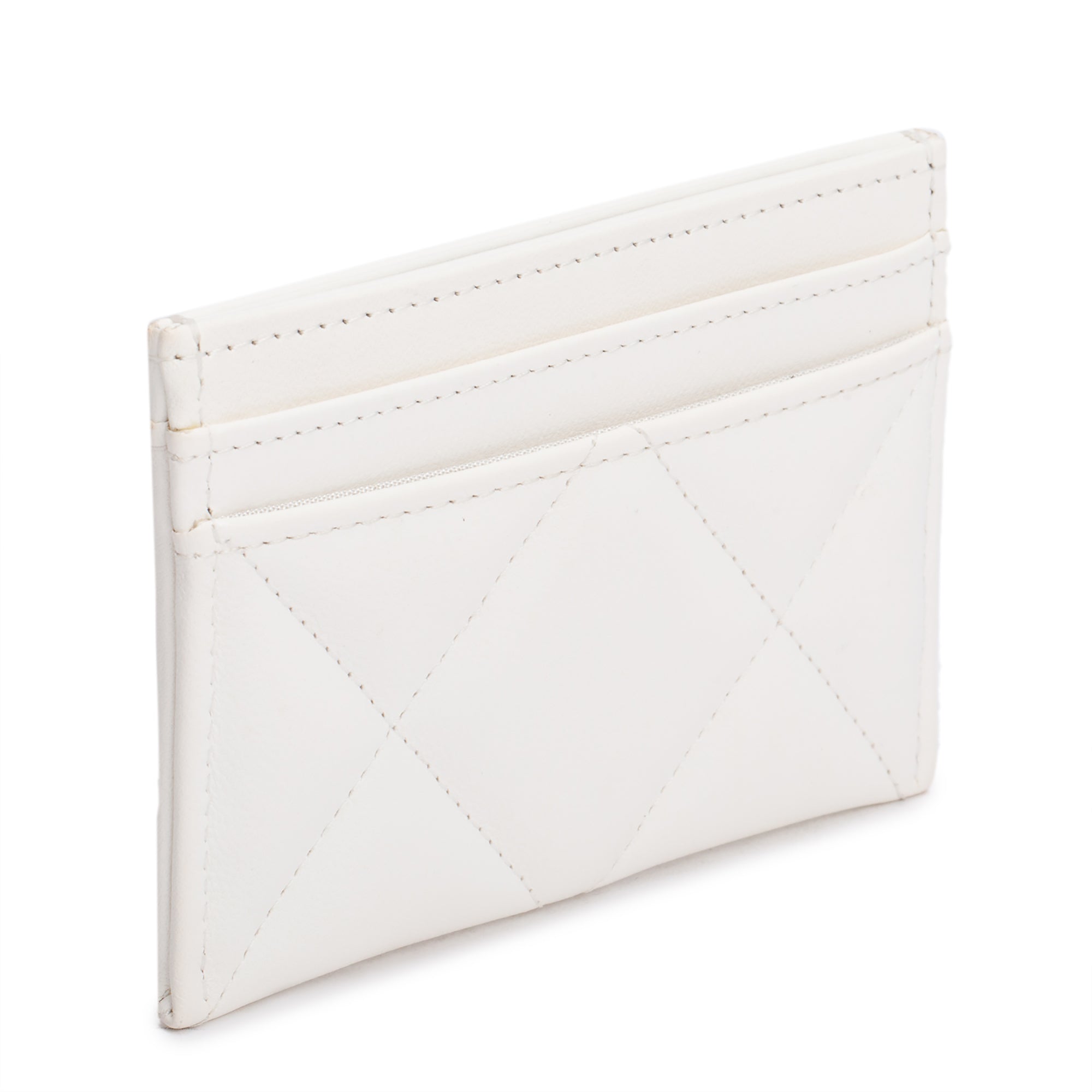 Chanel White Quilted Lambskin Leather 19 Card Holder w/ Box