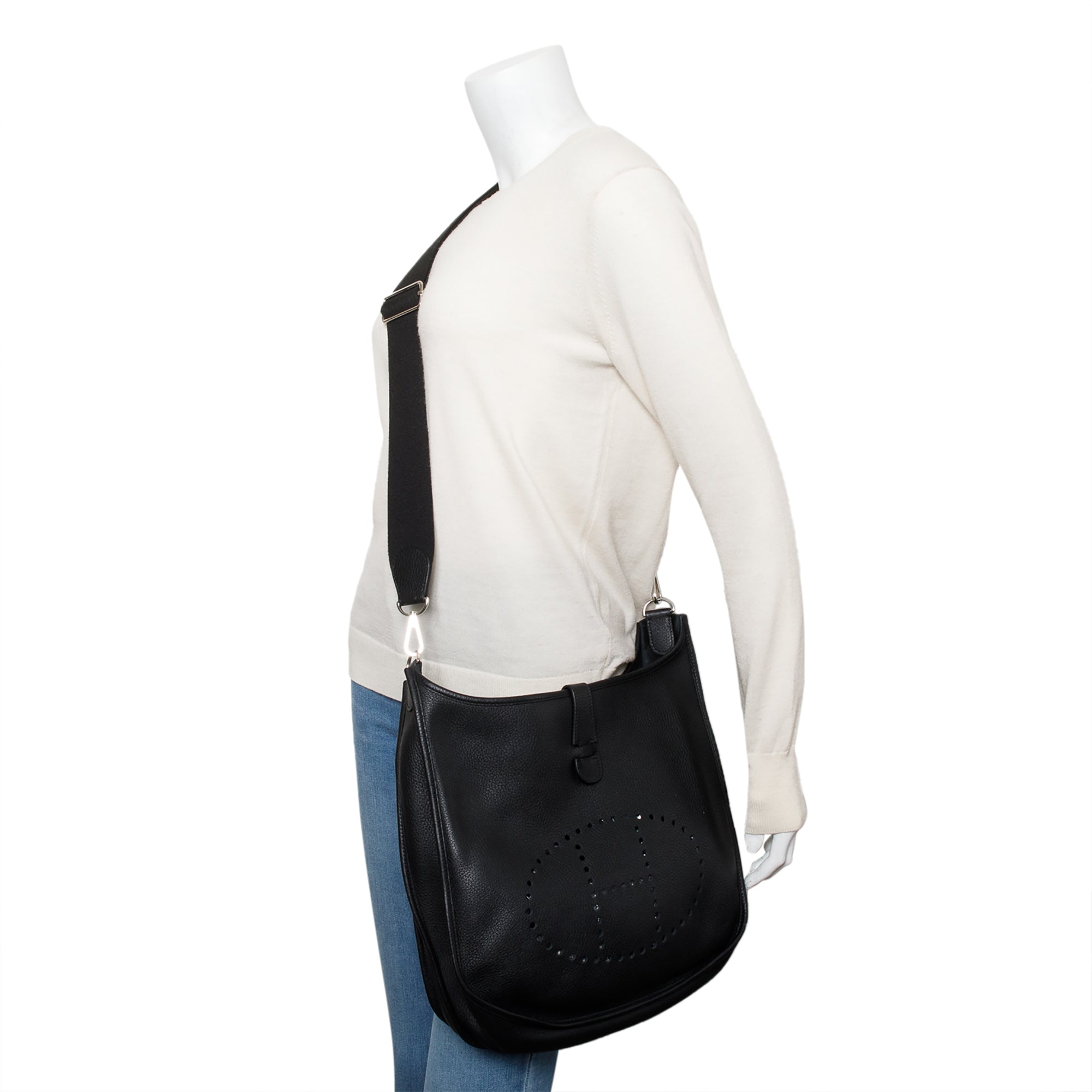 Hermes Noir Taurillon Clemence Evelyne III 29 Bag