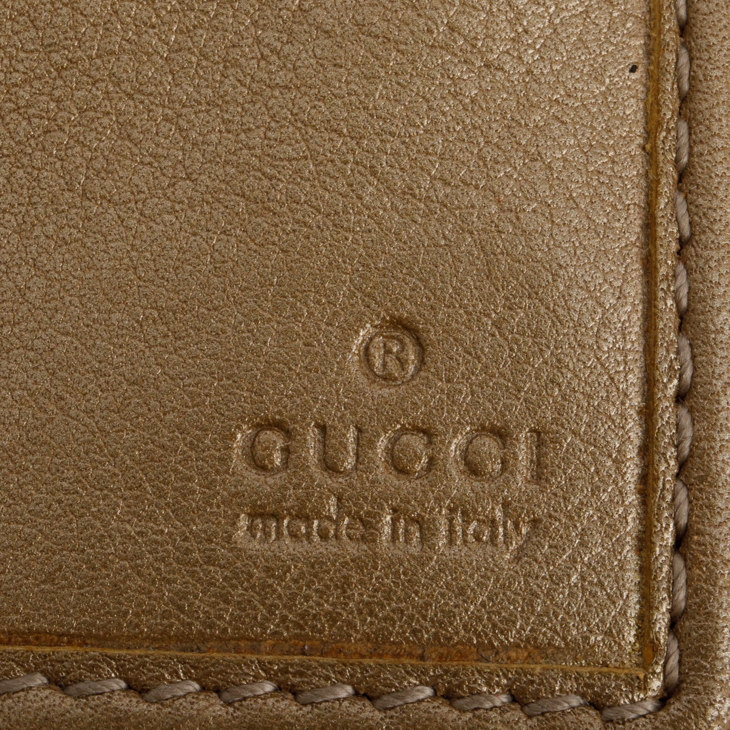 Gucci GG Canvas D Ring Abbey Wallet