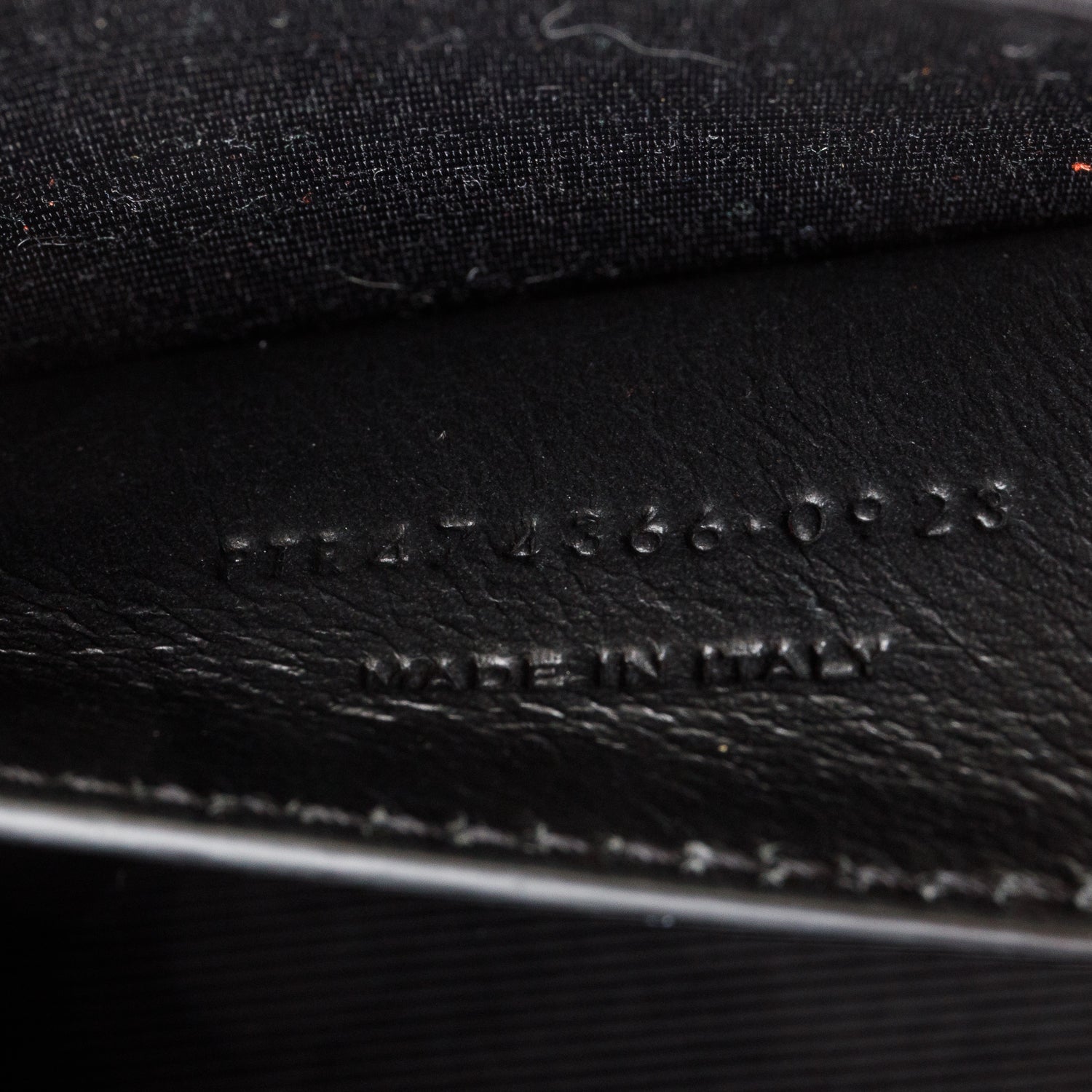 Saint Laurent 2025 White Crocodile-Embossed Leather Small Classic Monogram Kate Tassel Chain Bag w/ Box