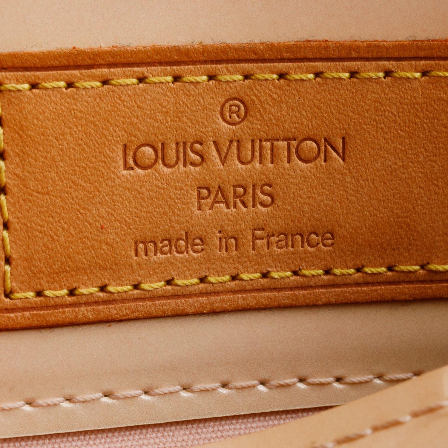 Louis Vuitton Beige Monogram Vernis Reade PM