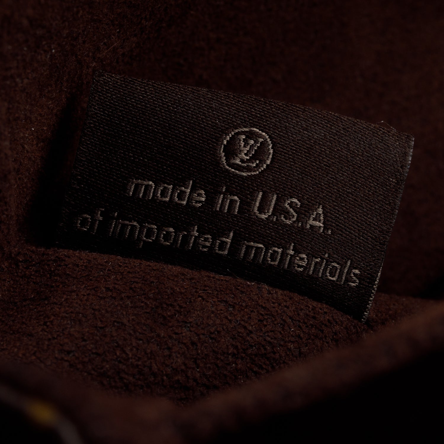 Louis Vuitton 2020 Monogram Pochette Metis w/ Box, Strap & Receipt