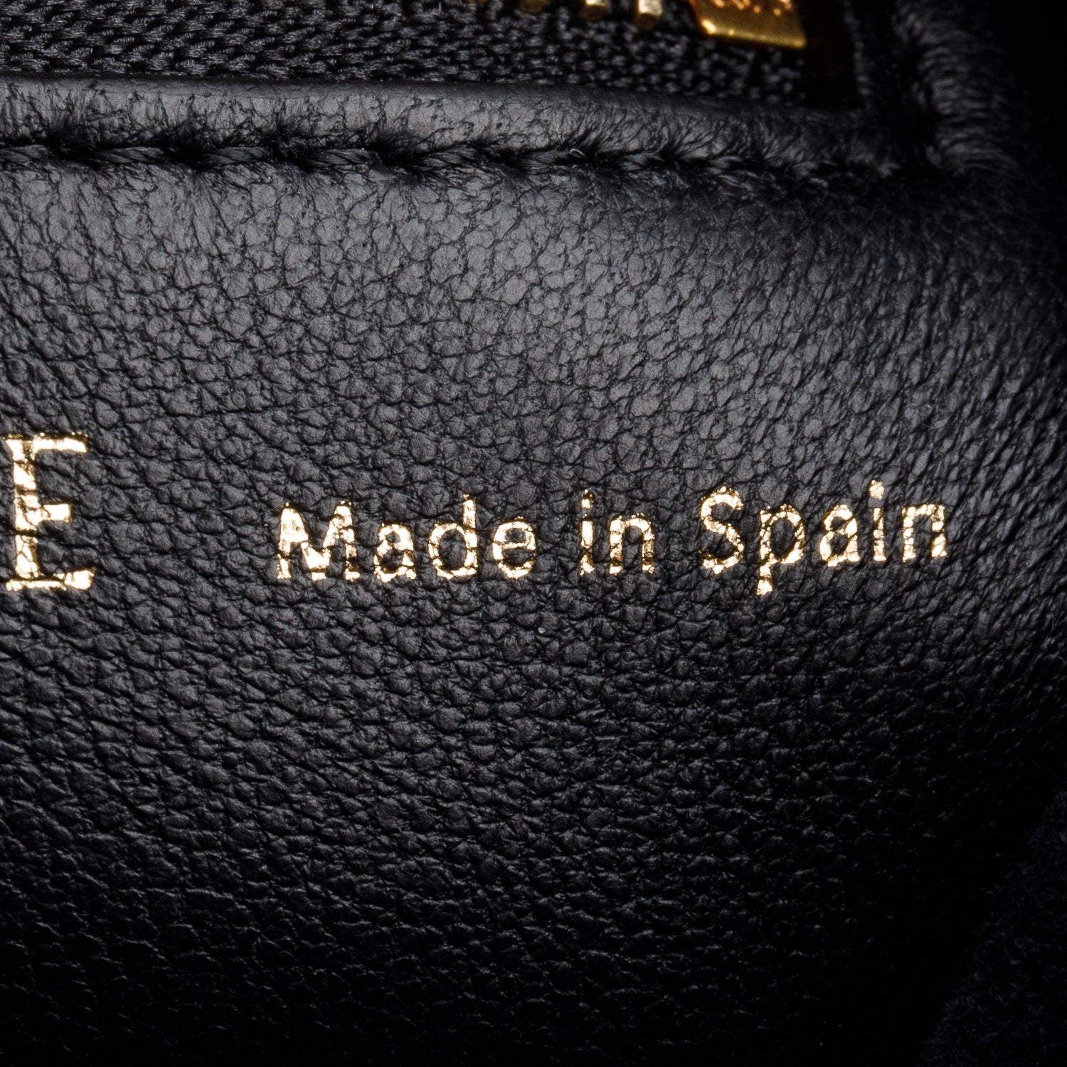 Loewe 2023 Black Supple Smooth Leather Small Squeezed Bag w/ Box