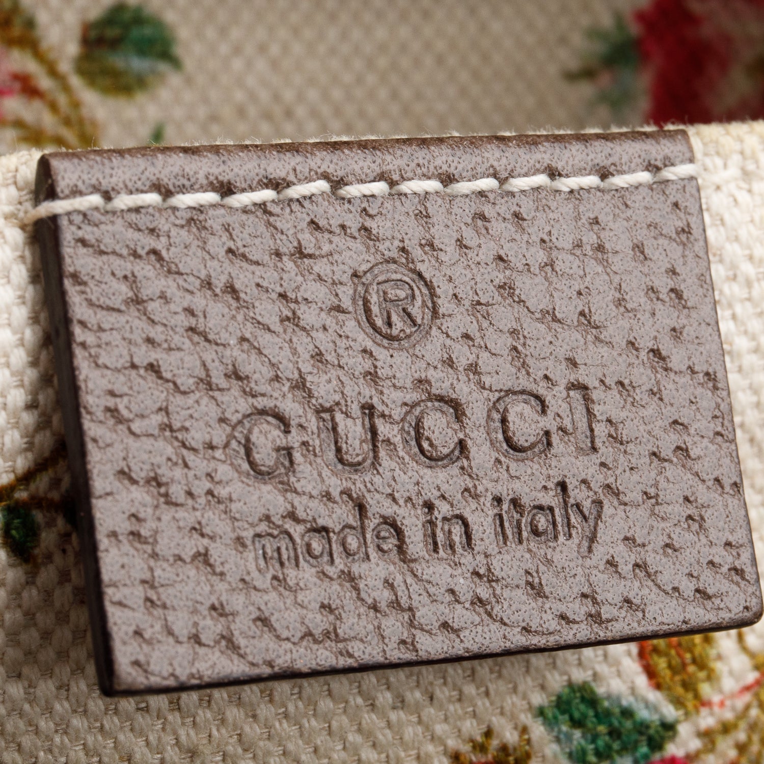 Gucci Neo Vintage GG Supreme Messenger Bag w/ Box