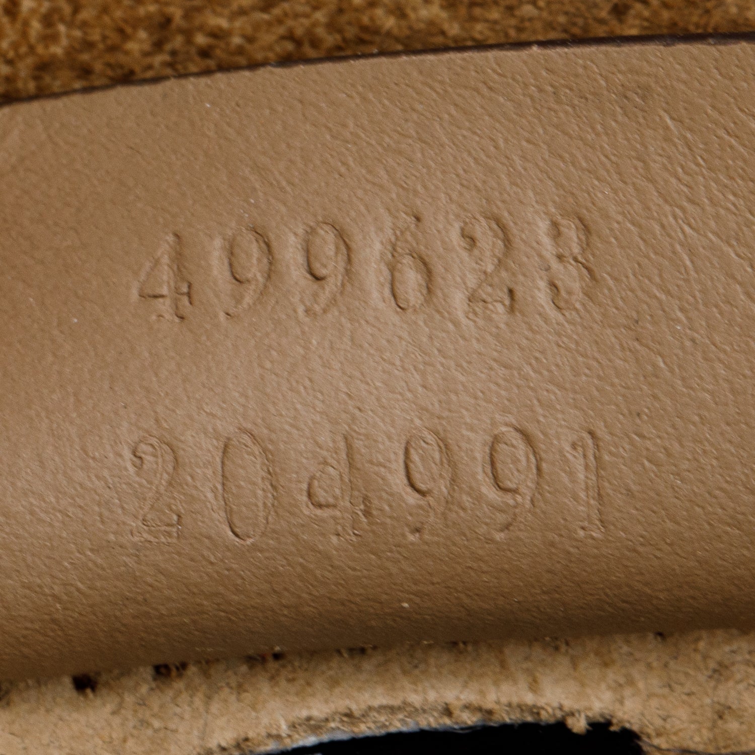 Gucci GG Supreme Small Dionysus Shoulder Bag w/ Box