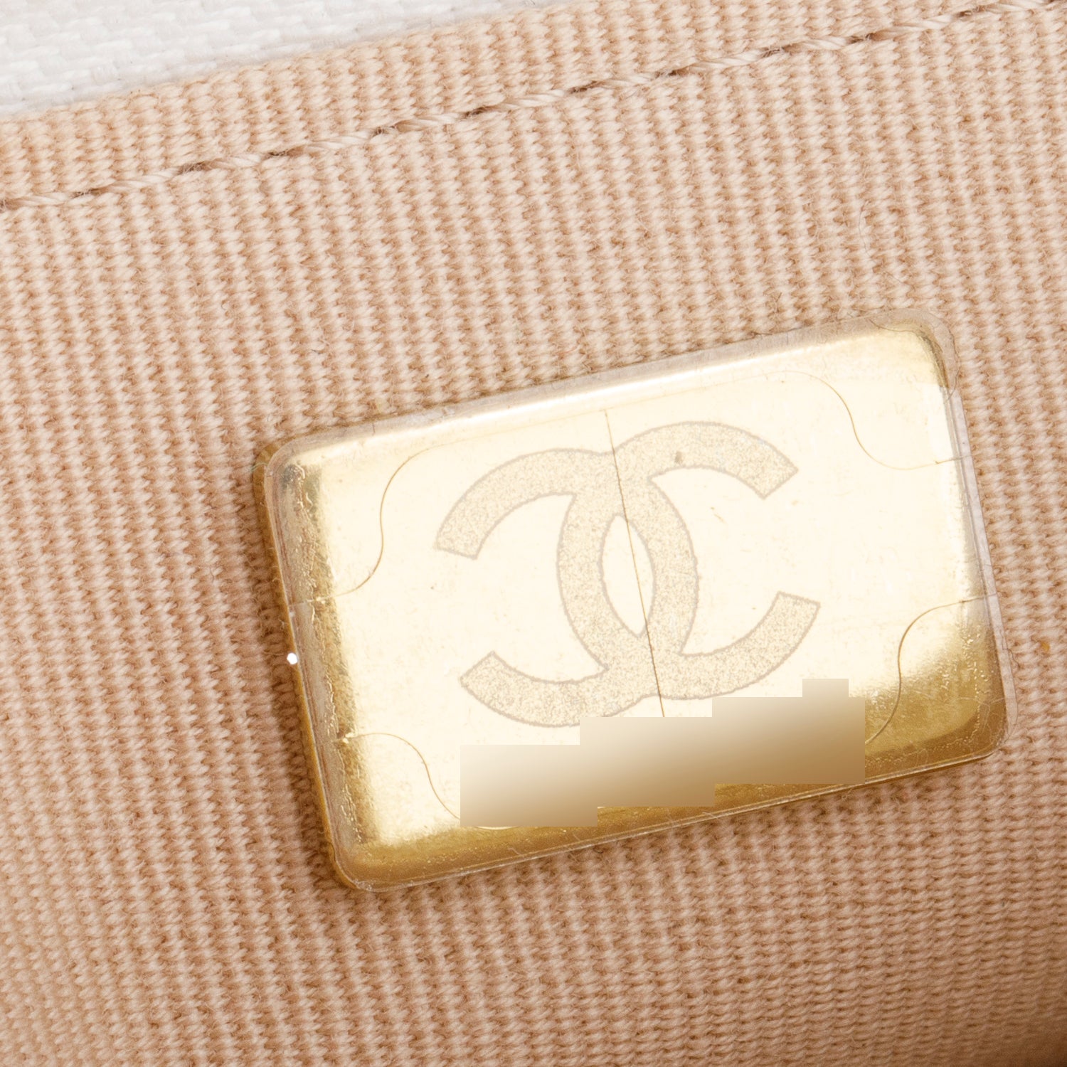 Chanel White Caviar Quilted Twist Your Buttons Wallet on Chain