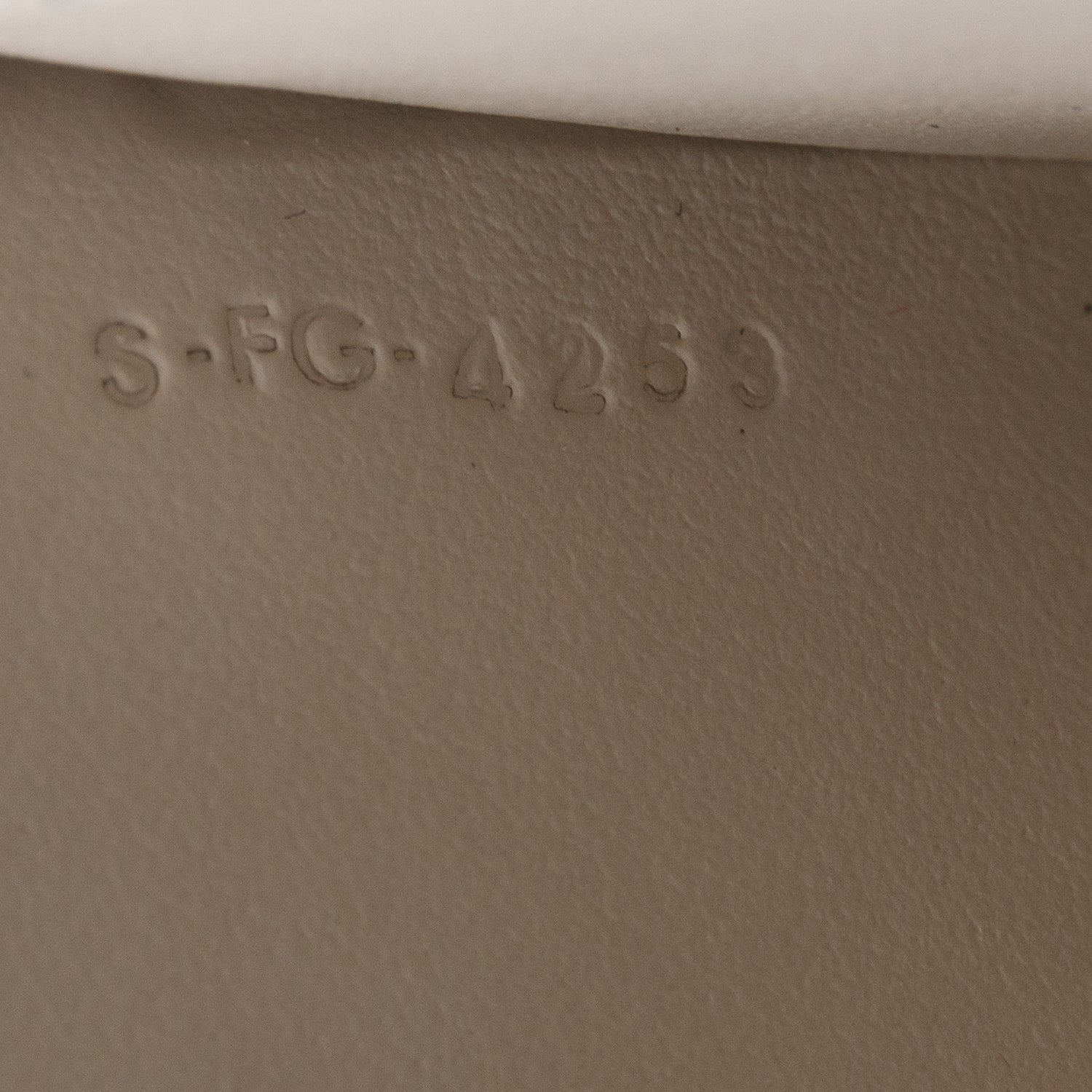 Celine 2023 Neutral Leather Triomphe  Logo Card Holder w/ Box