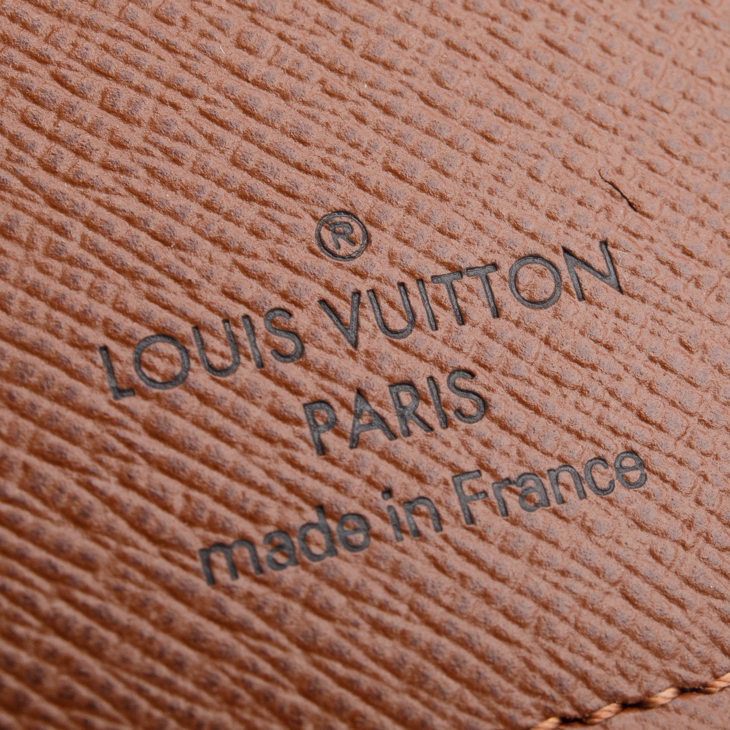 Louis Vuitton 2025 Monogram Passport Cover w/ Box & Receipt