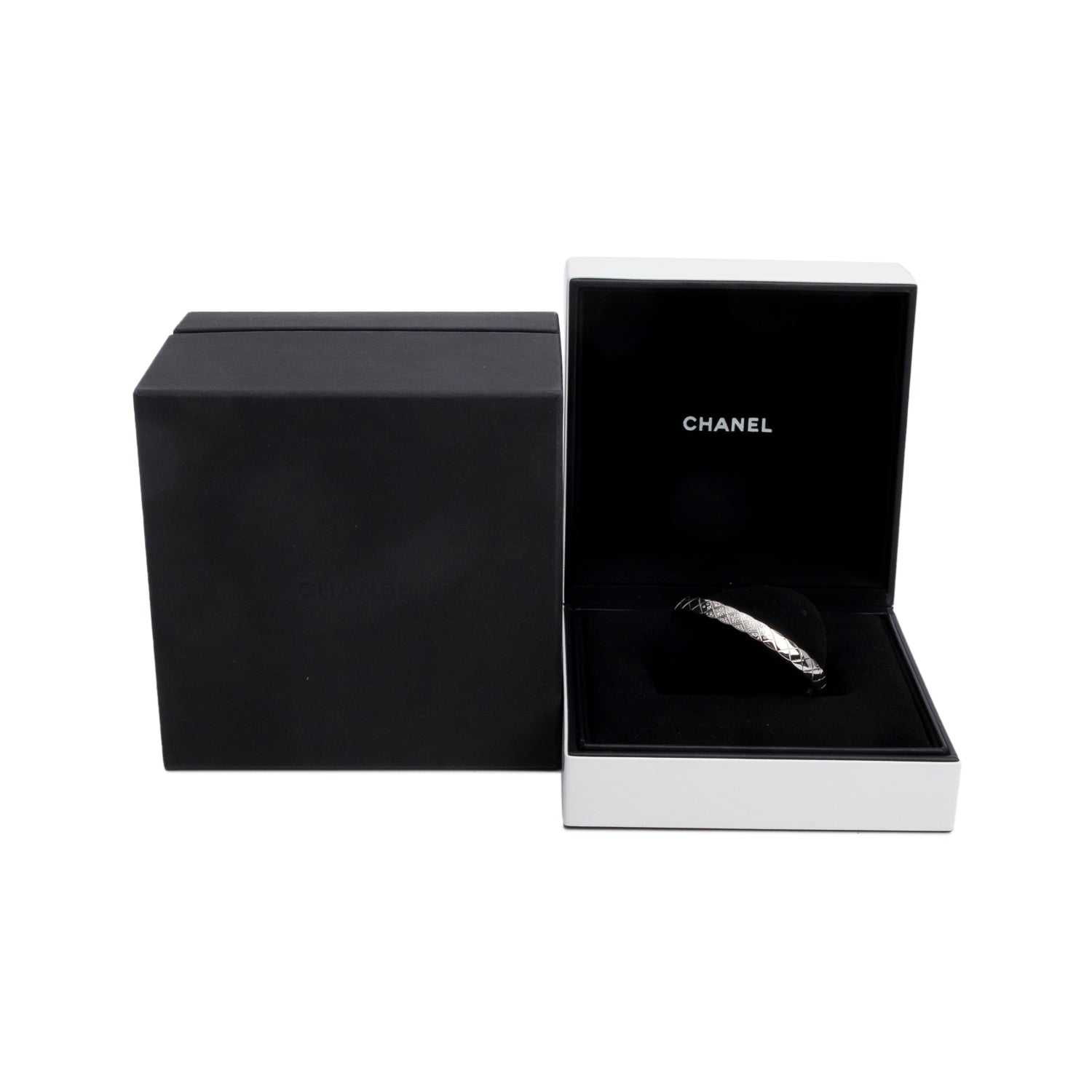 Chanel 18k White Gold Diamond Coco Crush Bracelet, Size M w/ Box & Certificate