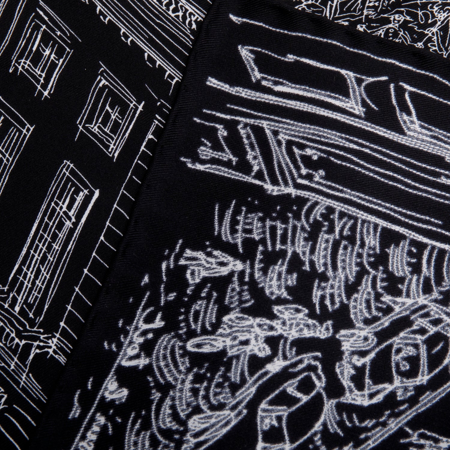 Hermes Black/White 'Un Jardin Sur Le Toit' Silk Scarf 45 w/ Box