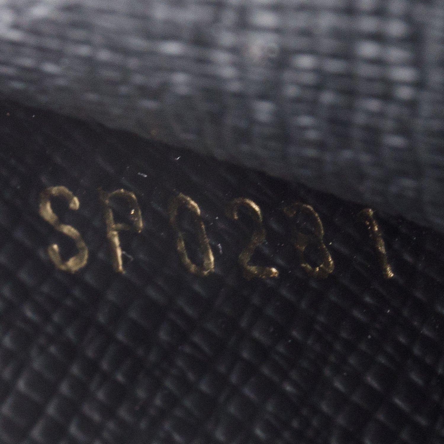 Louis Vuitton Reverse Monogram Card Holder w/ Box