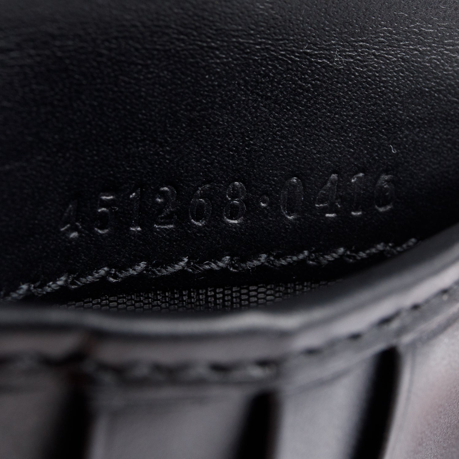 Gucci Beige GG Supreme Snake Print Bifold Wallet