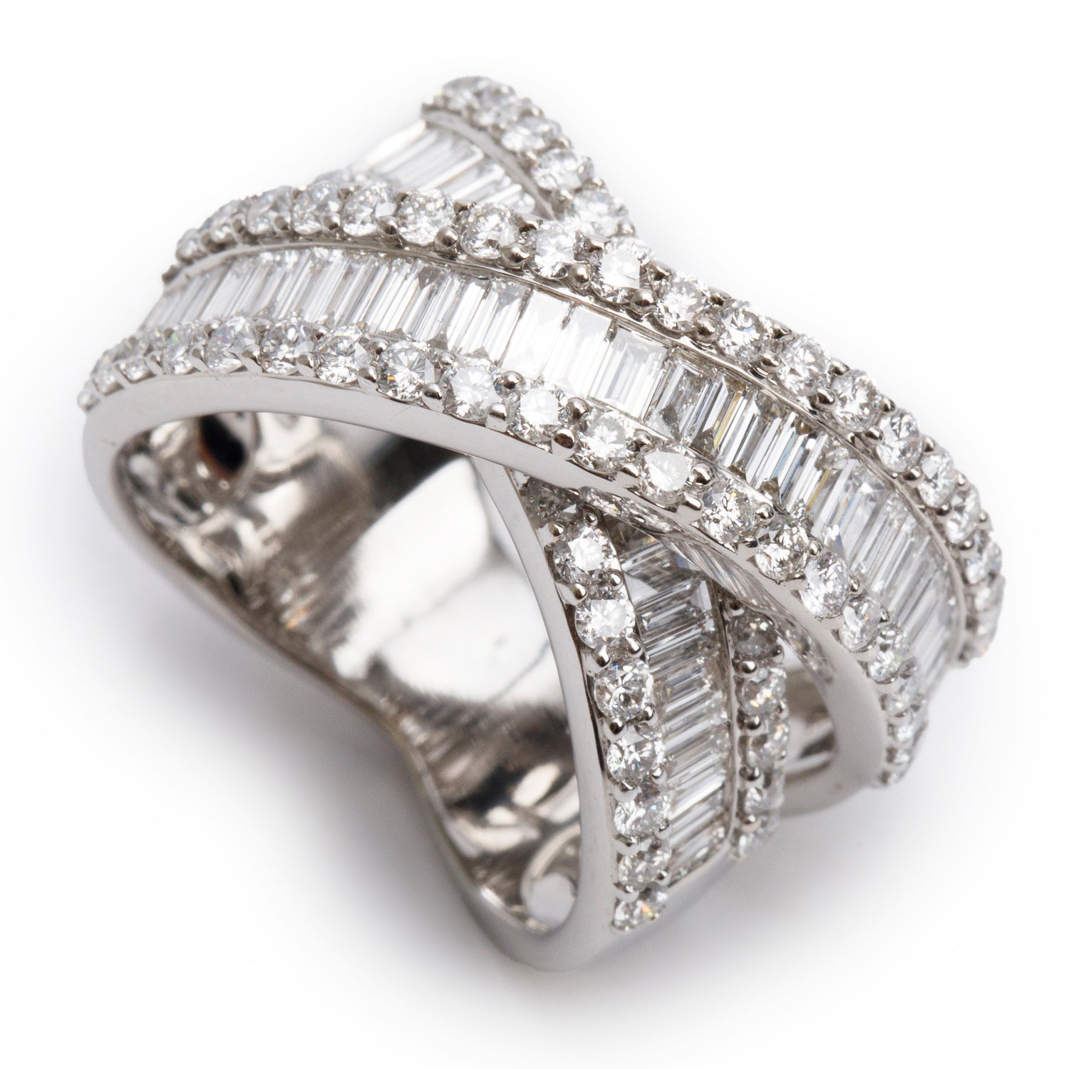 18k White Gold Pave Diamond 'X' Top Ring, Size 7.25