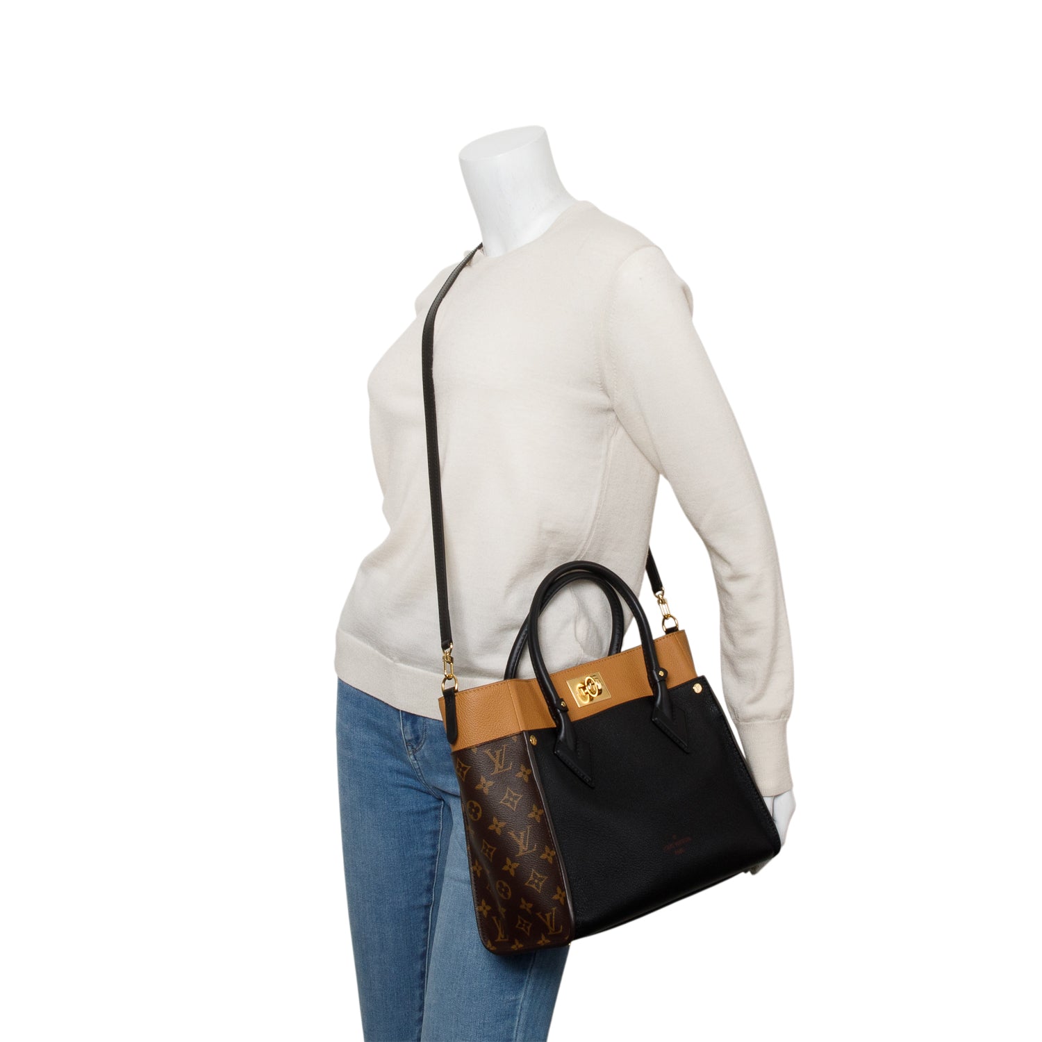 Louis Vuitton 2020 Monogram Black Calfskin On My Side MM w/ Strap