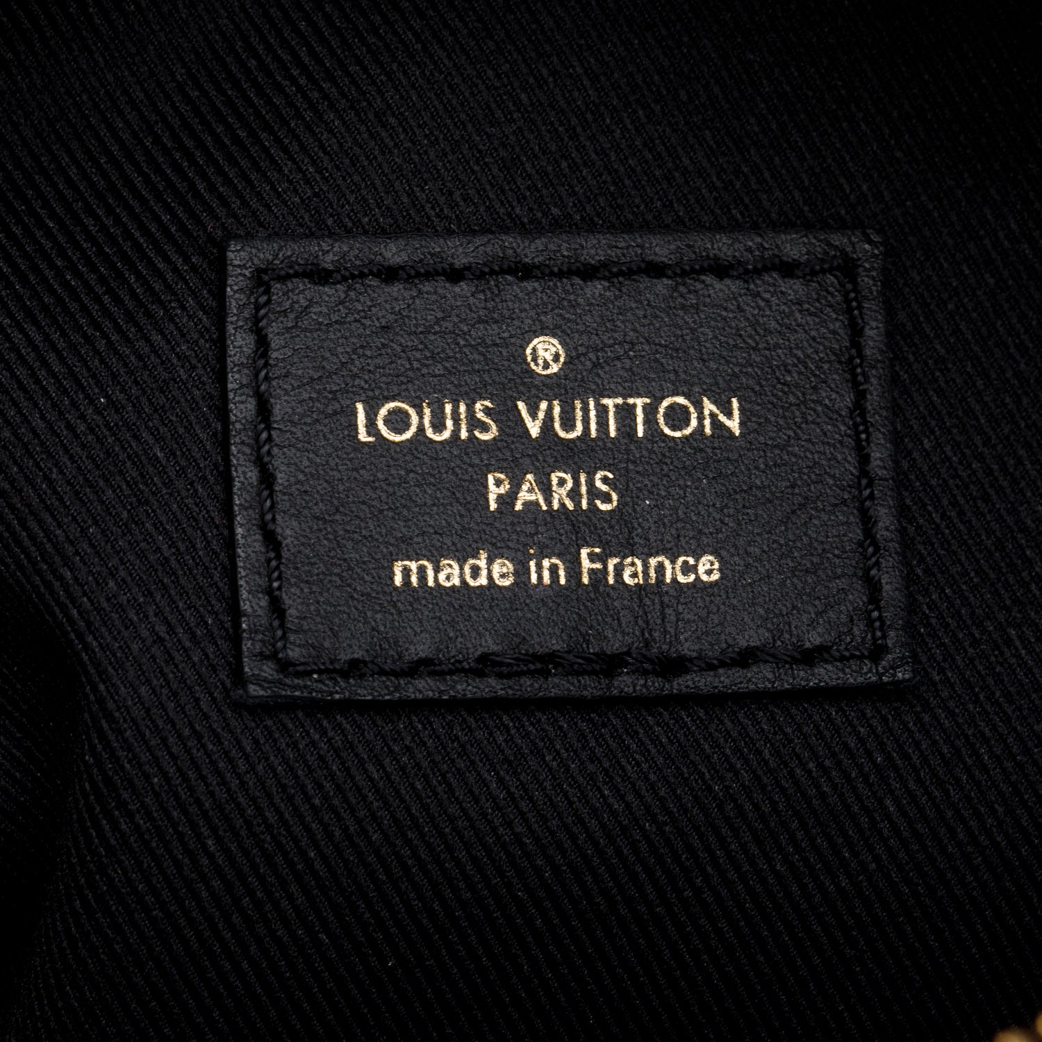 Louis Vuitton Black Cowhide Leather New Wave Belt Bag