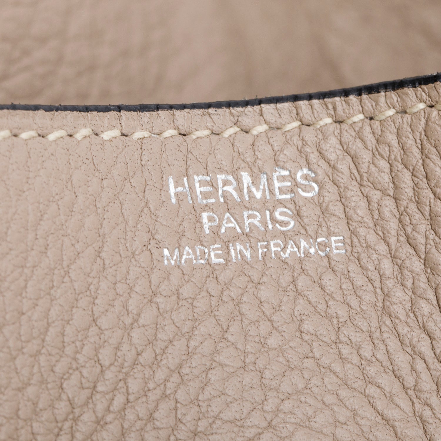 Hermes Argile Taurillon Clemence Leather Lindy 34