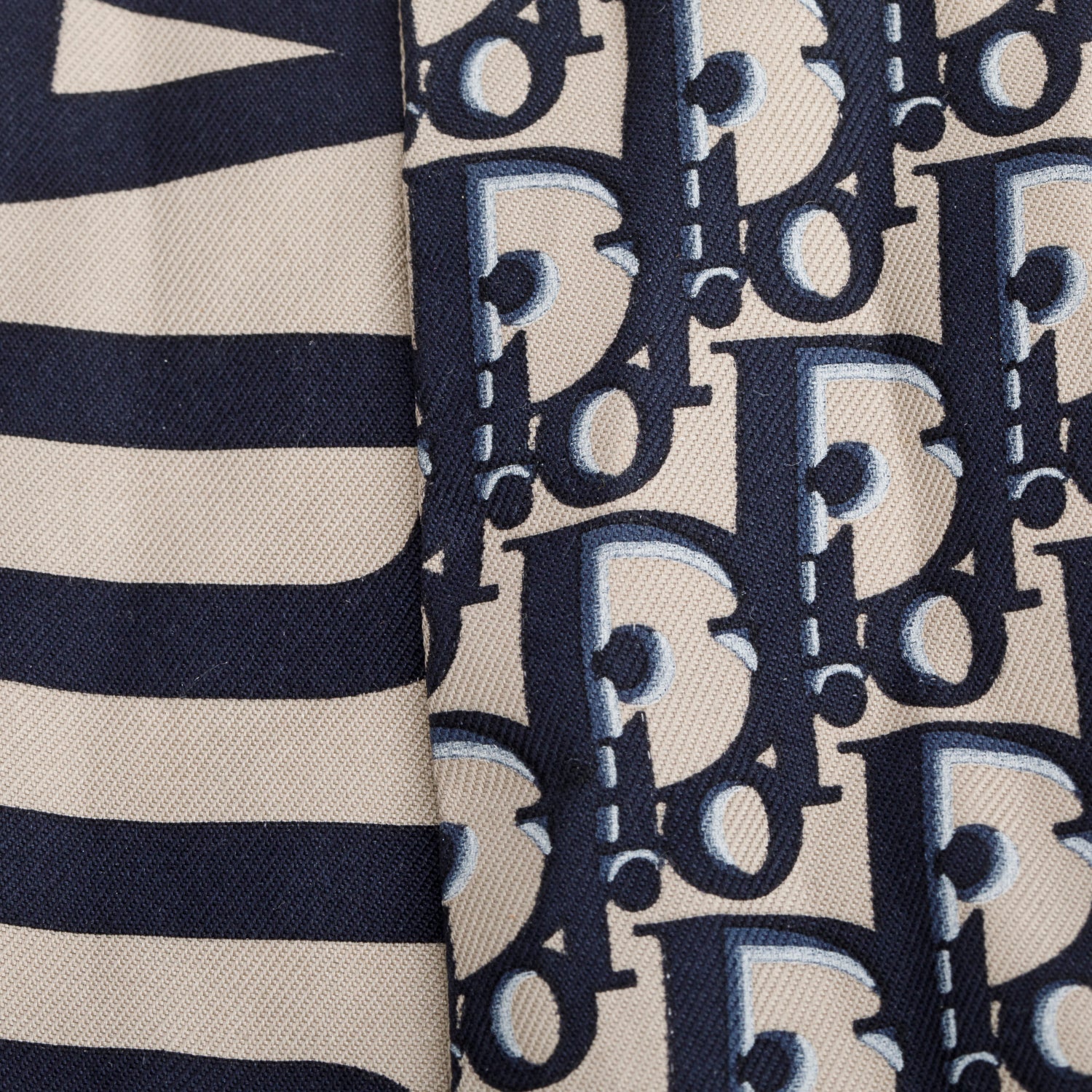 DIOR ミサンガ　ネイビー Christian Dior Navy Mitzah Silk Twilly Scarf – OLIVER'S