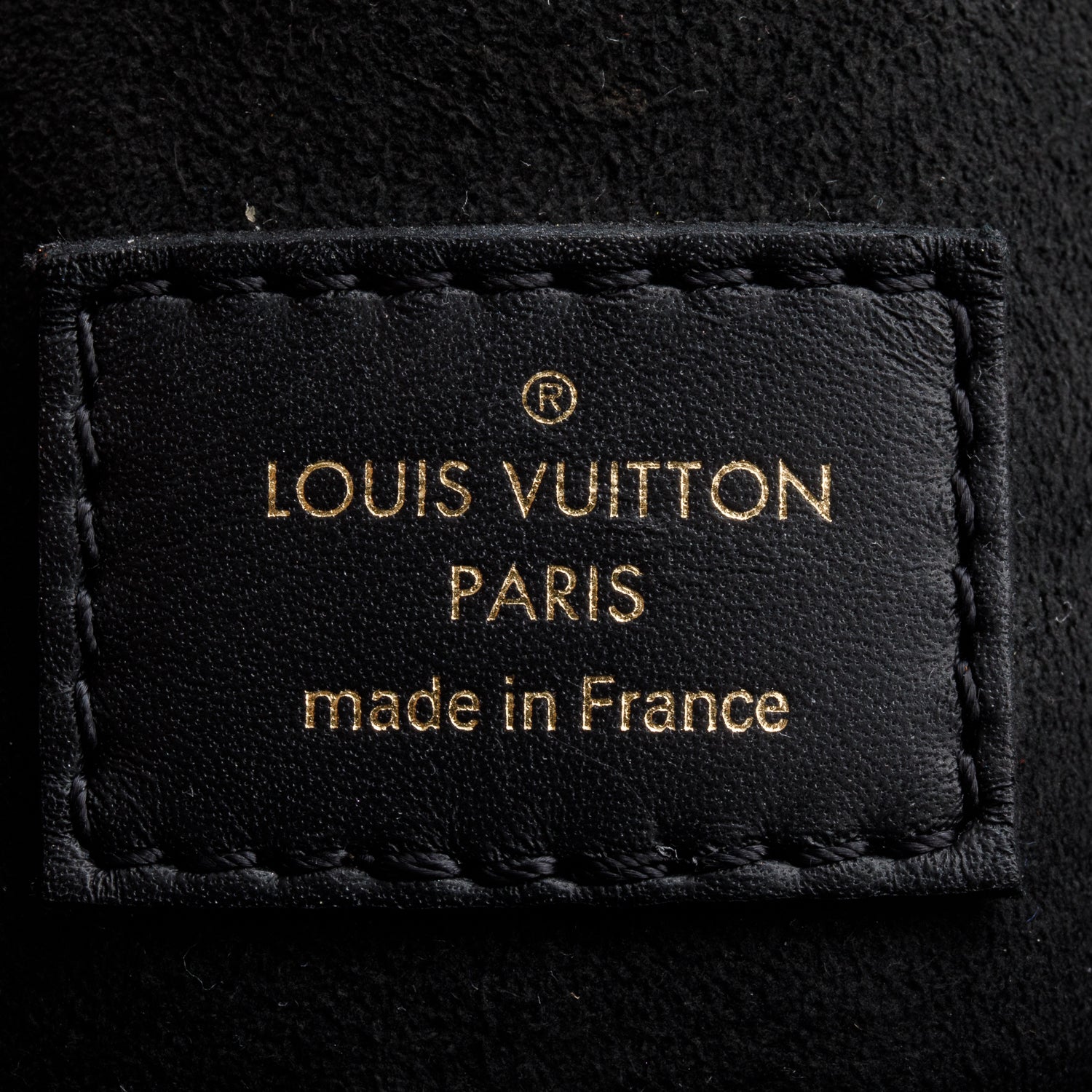 Louis Vuitton 2021 Monogram Locky BB w/ Box, Receipt & Strap