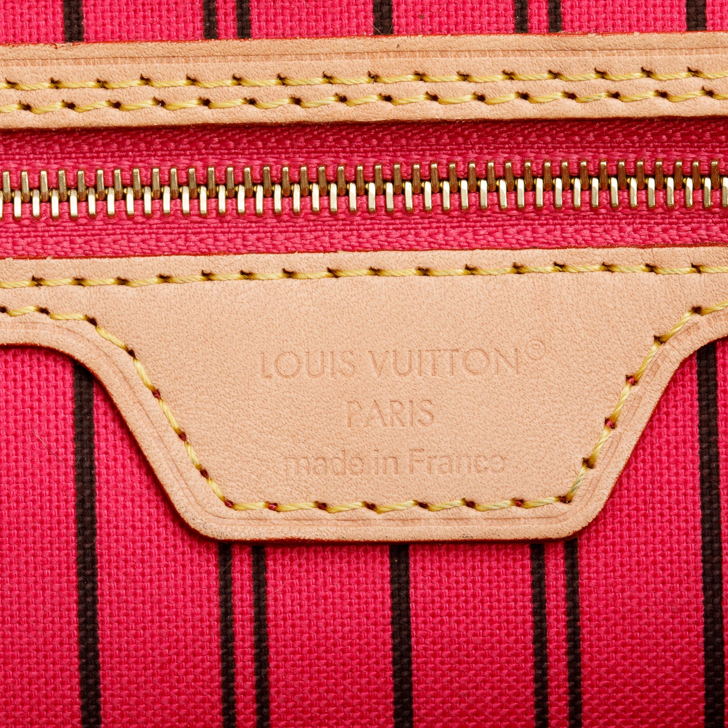 Louis Vuitton 2025 Monogram Neverfull Bandouliere Inside Out MM w/ Box, Strap & Receipt